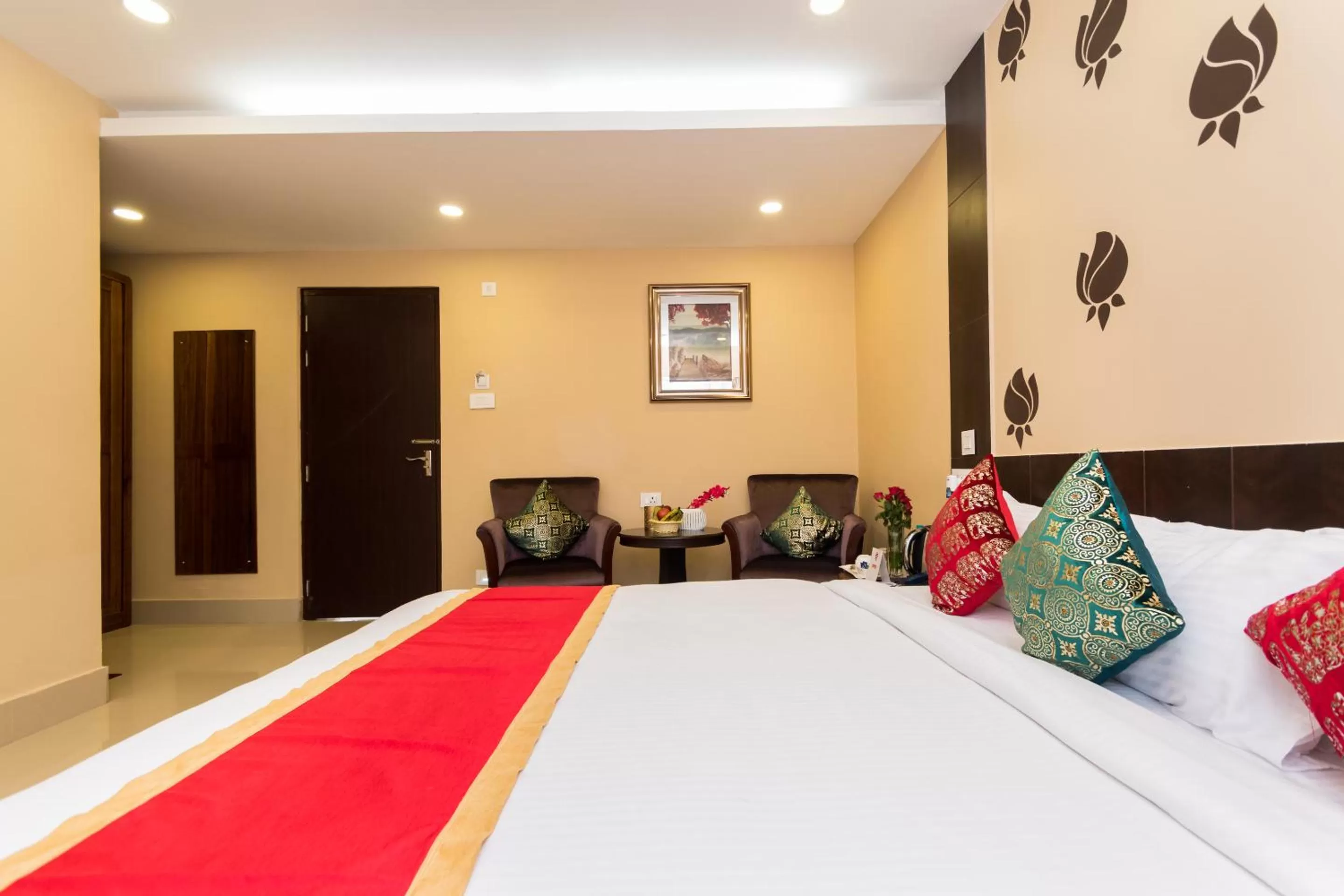 Bed in Central Courtyard Boutique Hotel