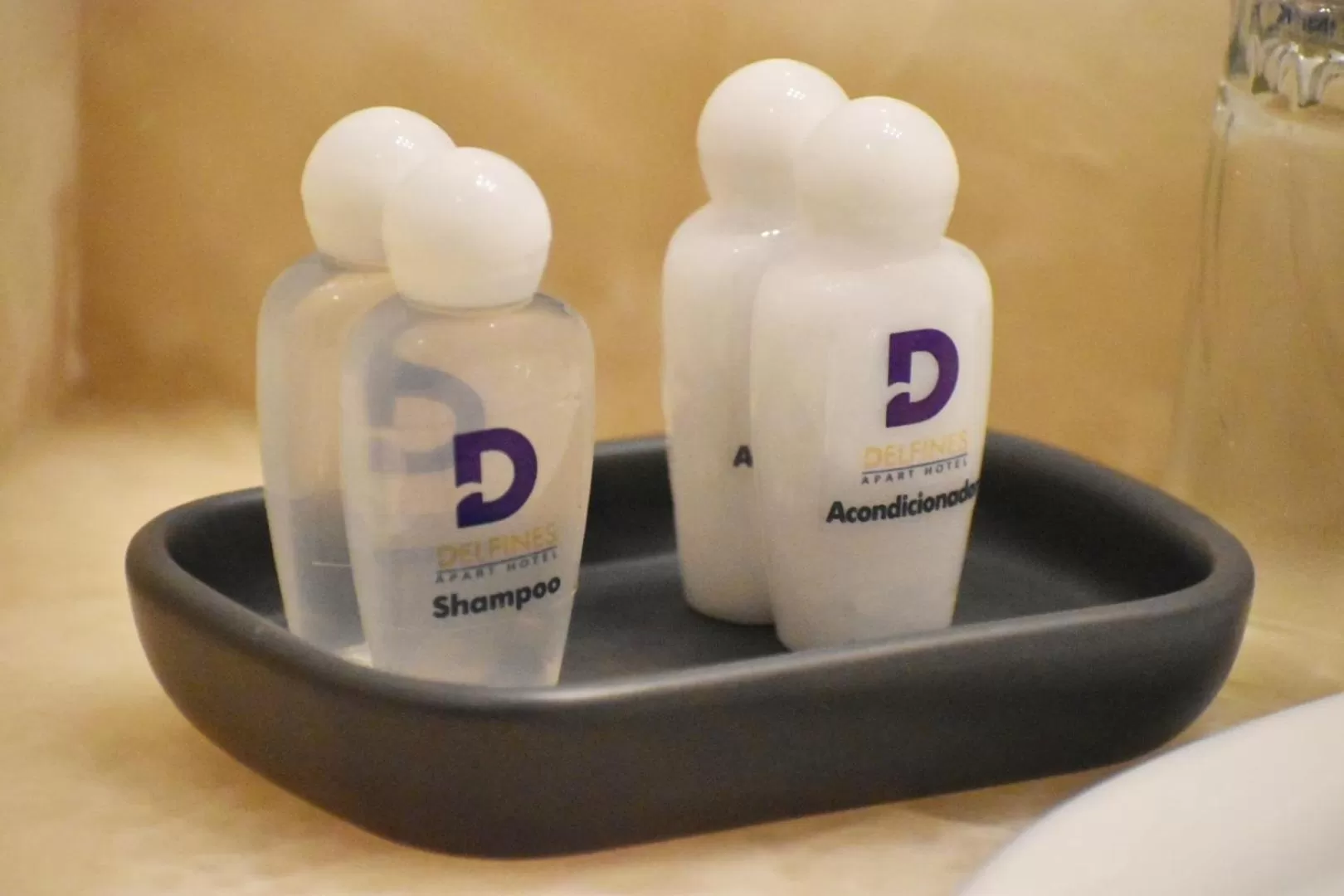 Bathroom in Delfines Apart Hotel