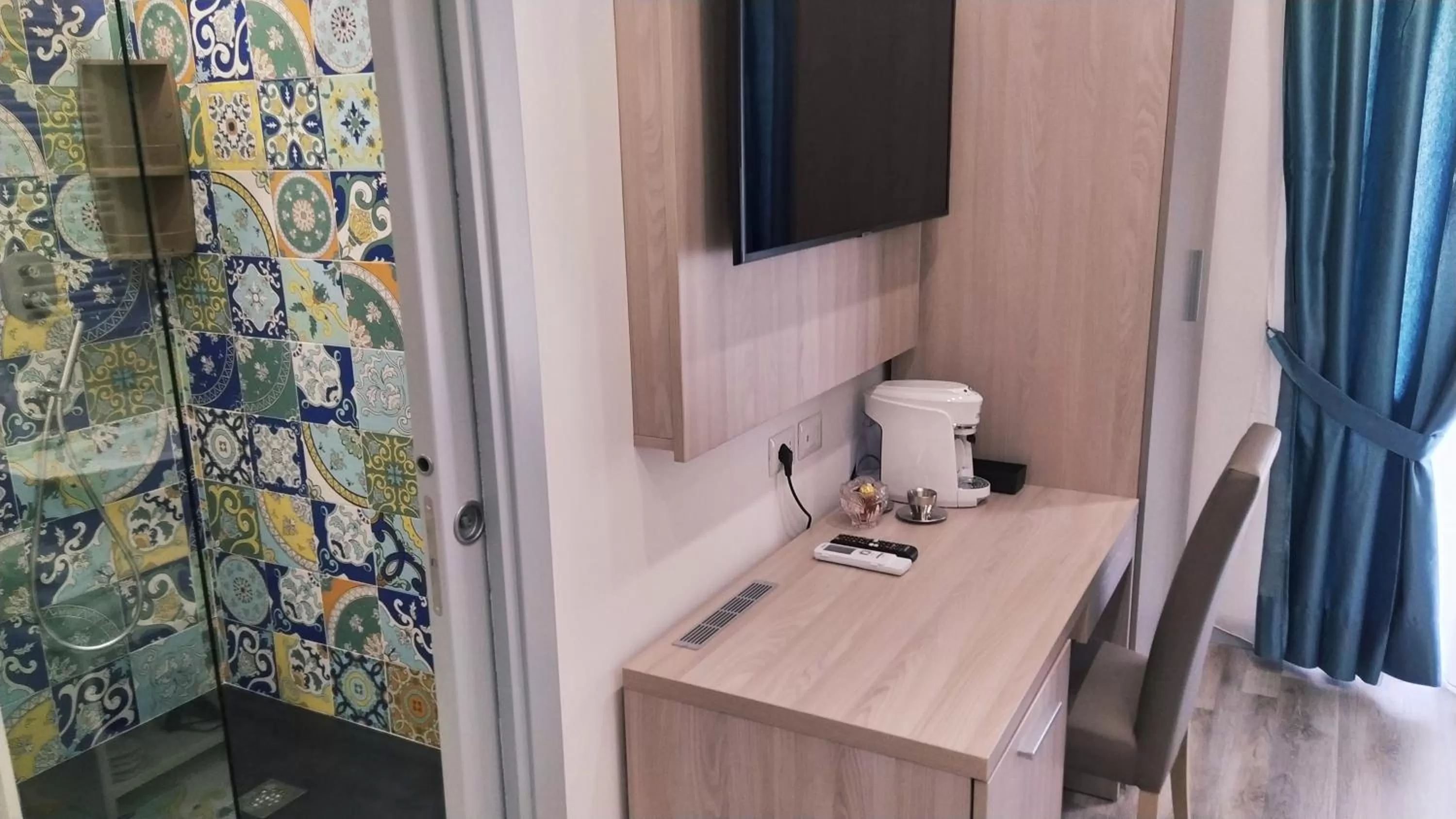 Shower in B&B La Stazione