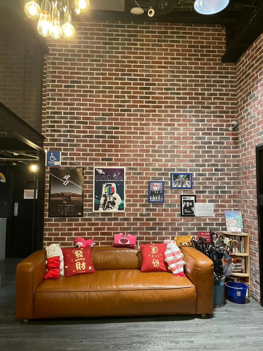 Living room in Angels Hostel Taipei Ximen