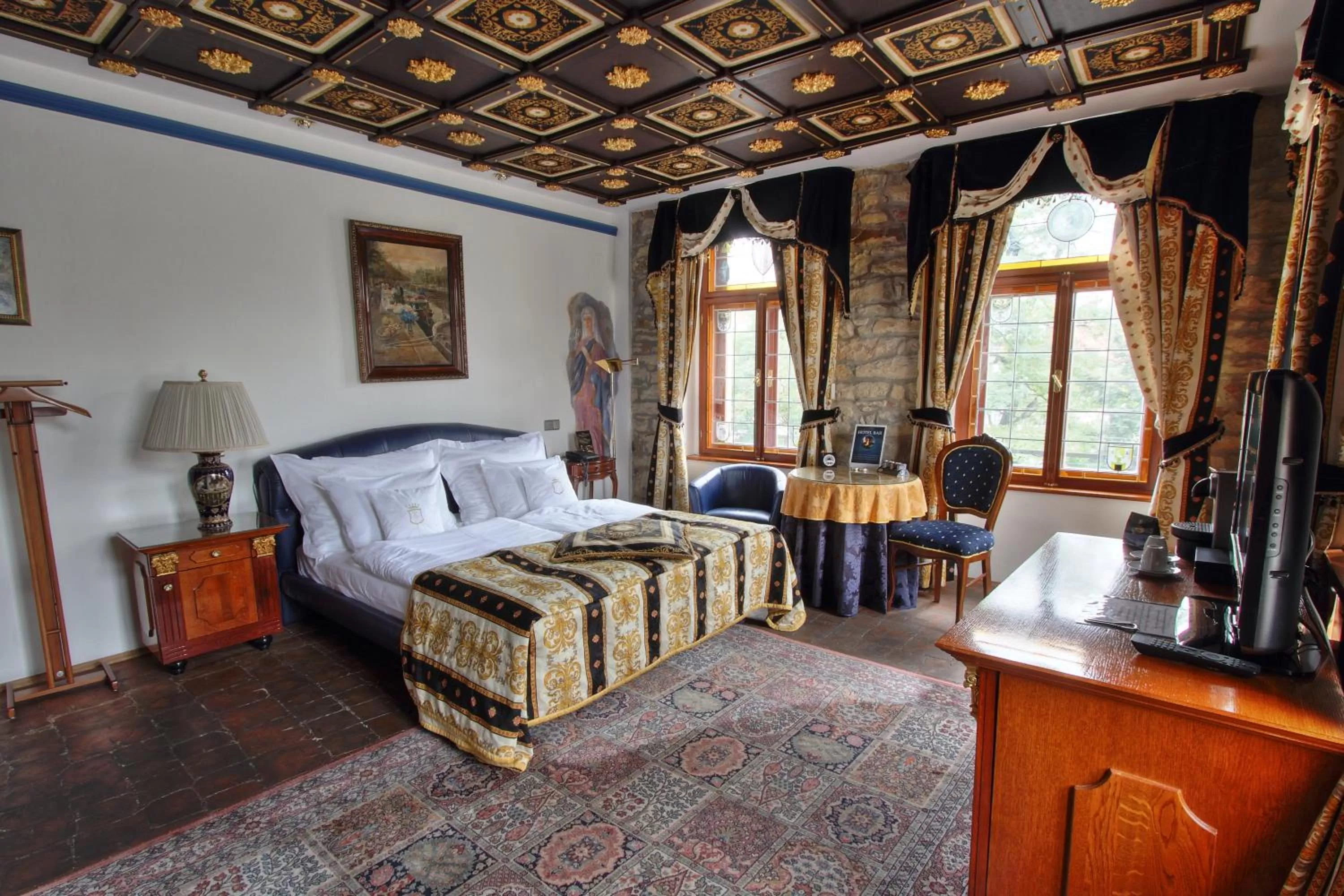 Photo of the whole room, Bed in U Páva