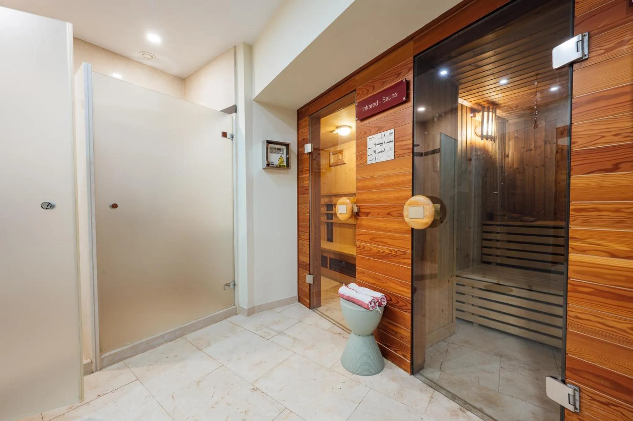 Sauna in Peakture Hotel