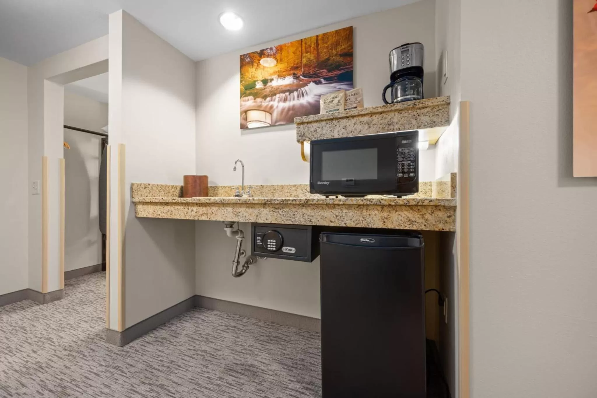 minibar in Camelback Resort