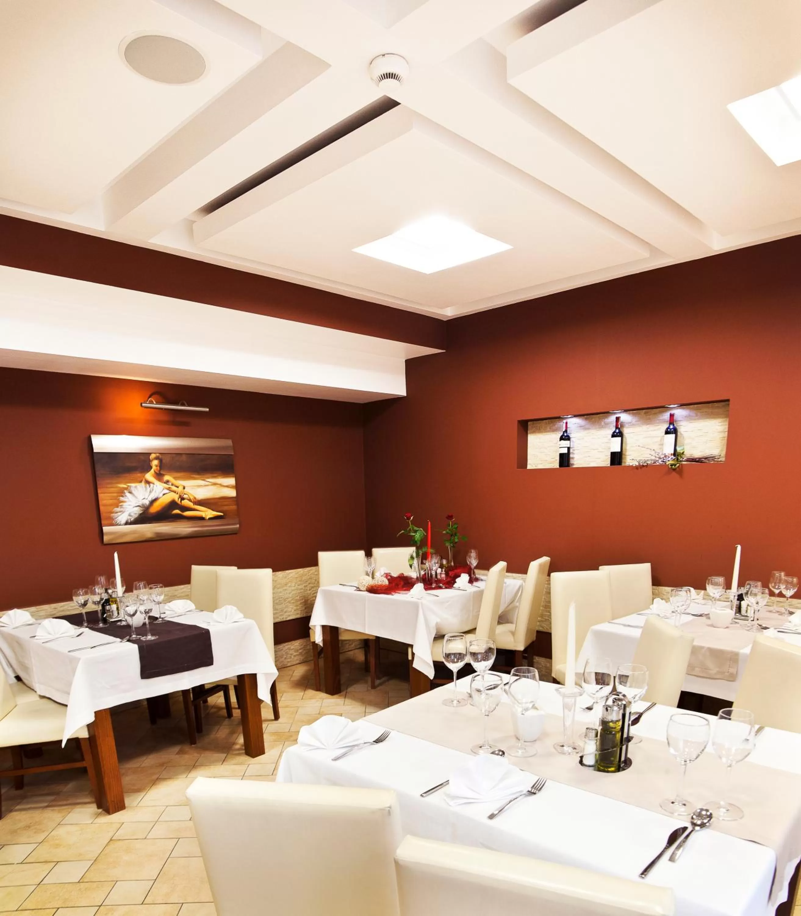 Restaurant/Places to Eat in Centrum Green Hill Business & SPA