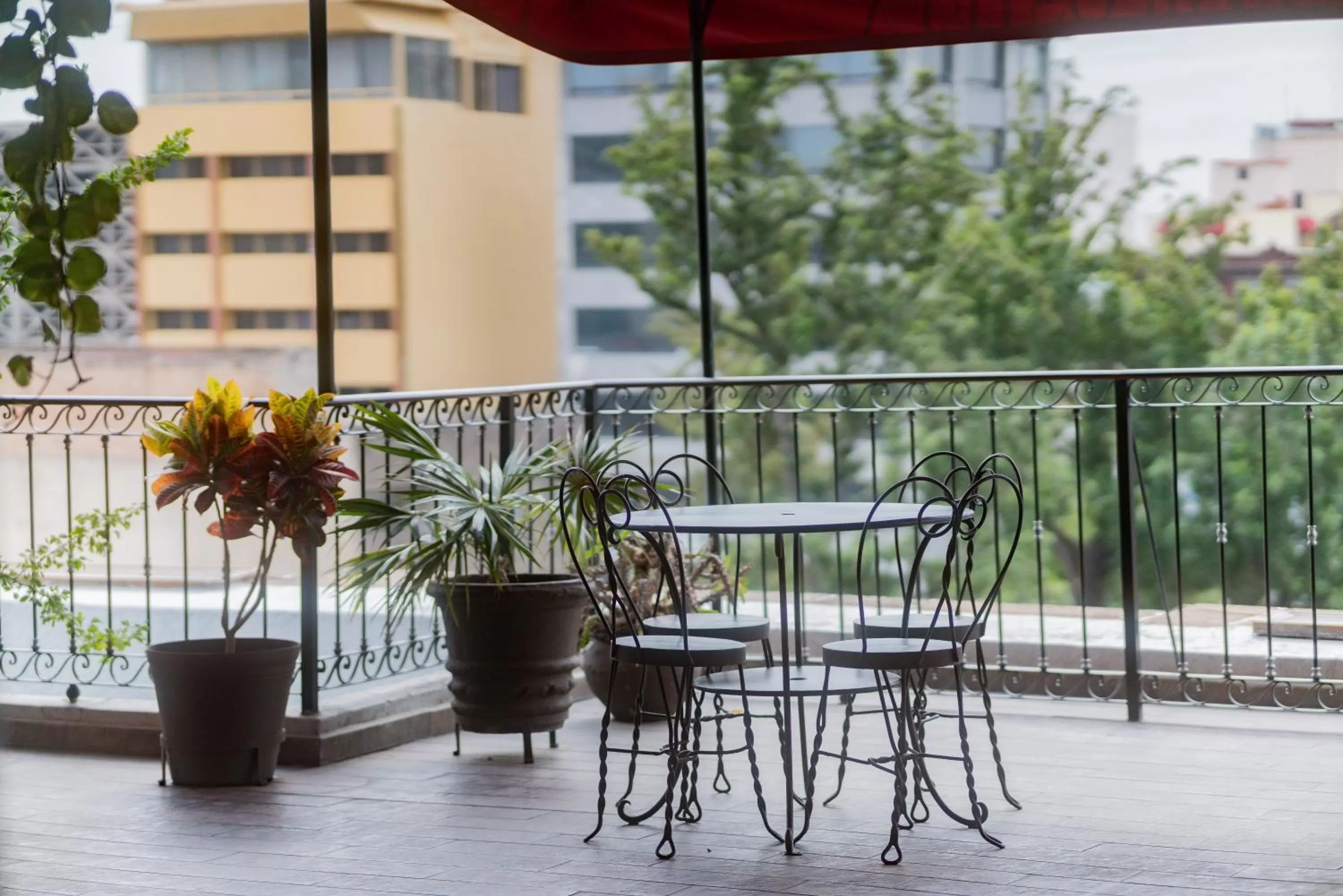 Balcony/Terrace in Hotel Santiago De Compostela - Guadalajara Centro Historico