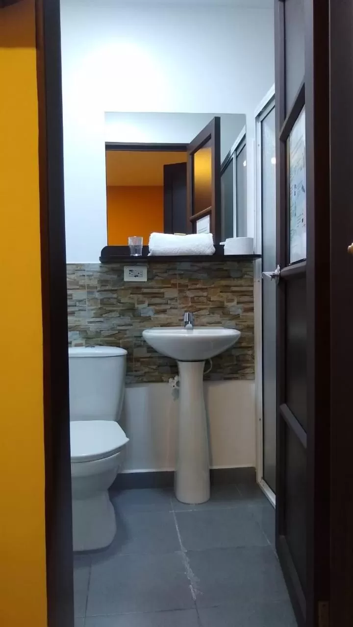 Bathroom in Hotel Anzea