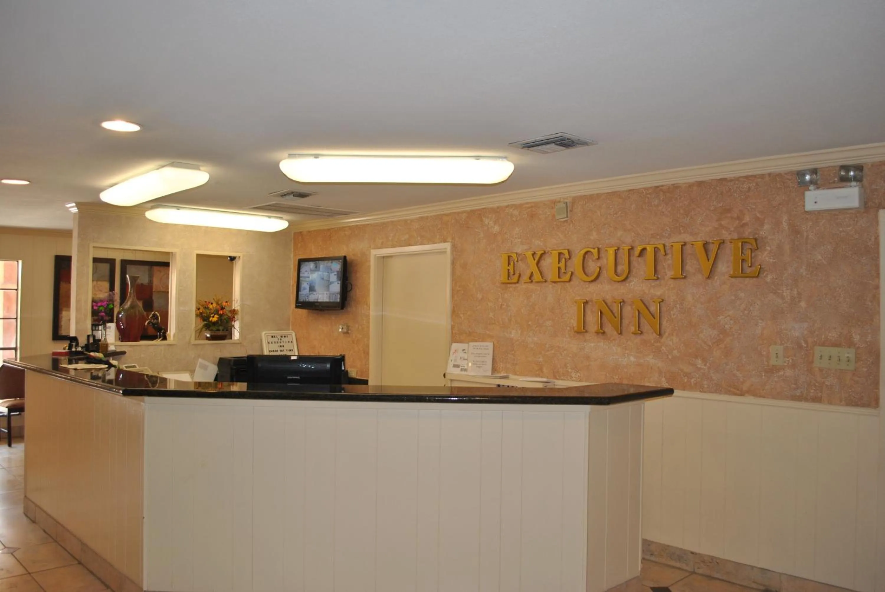 Lobby or reception in Executive Inn Brookshire