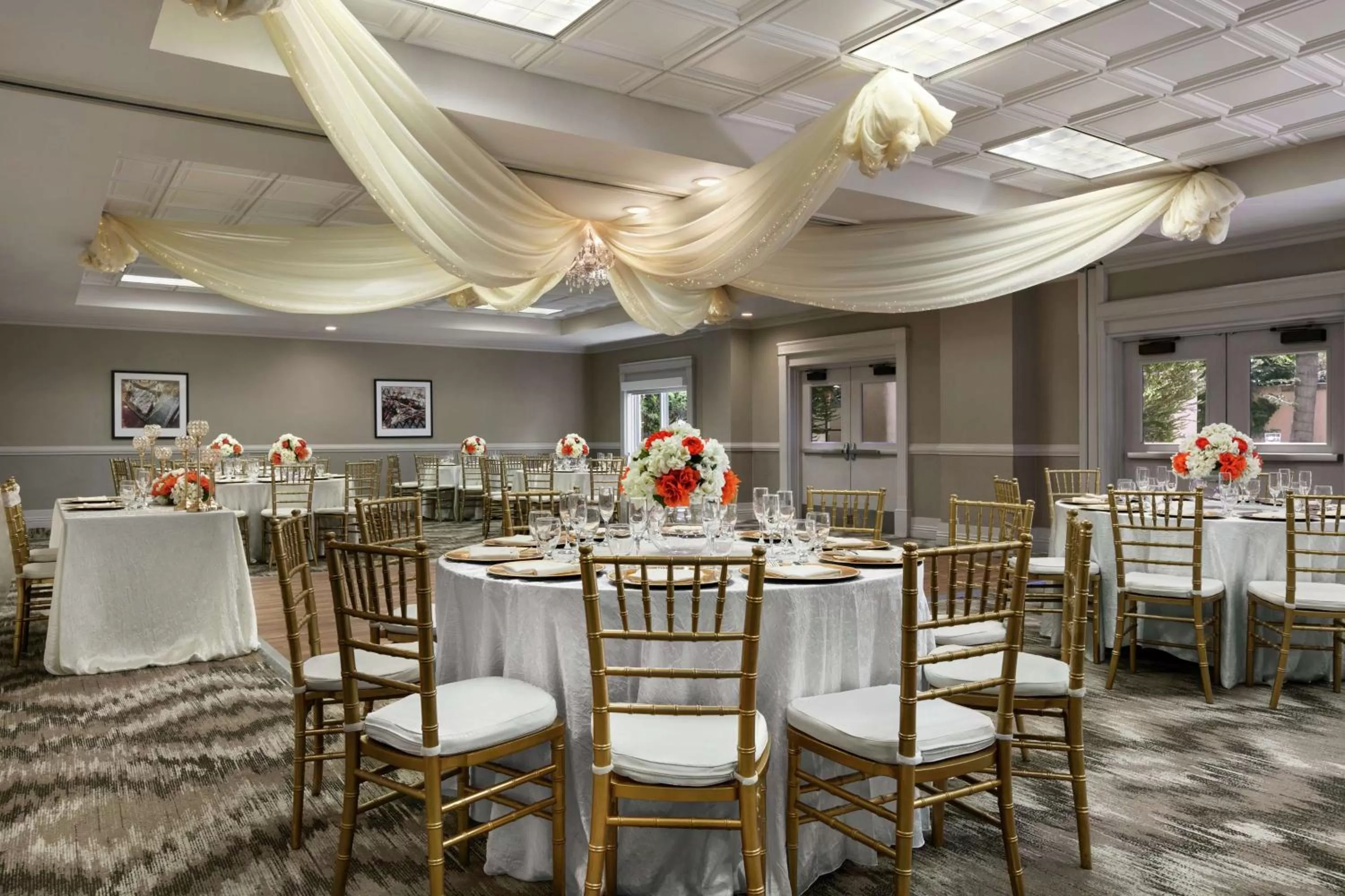 Meeting/conference room in Embassy Suites by Hilton Los Angeles Downey