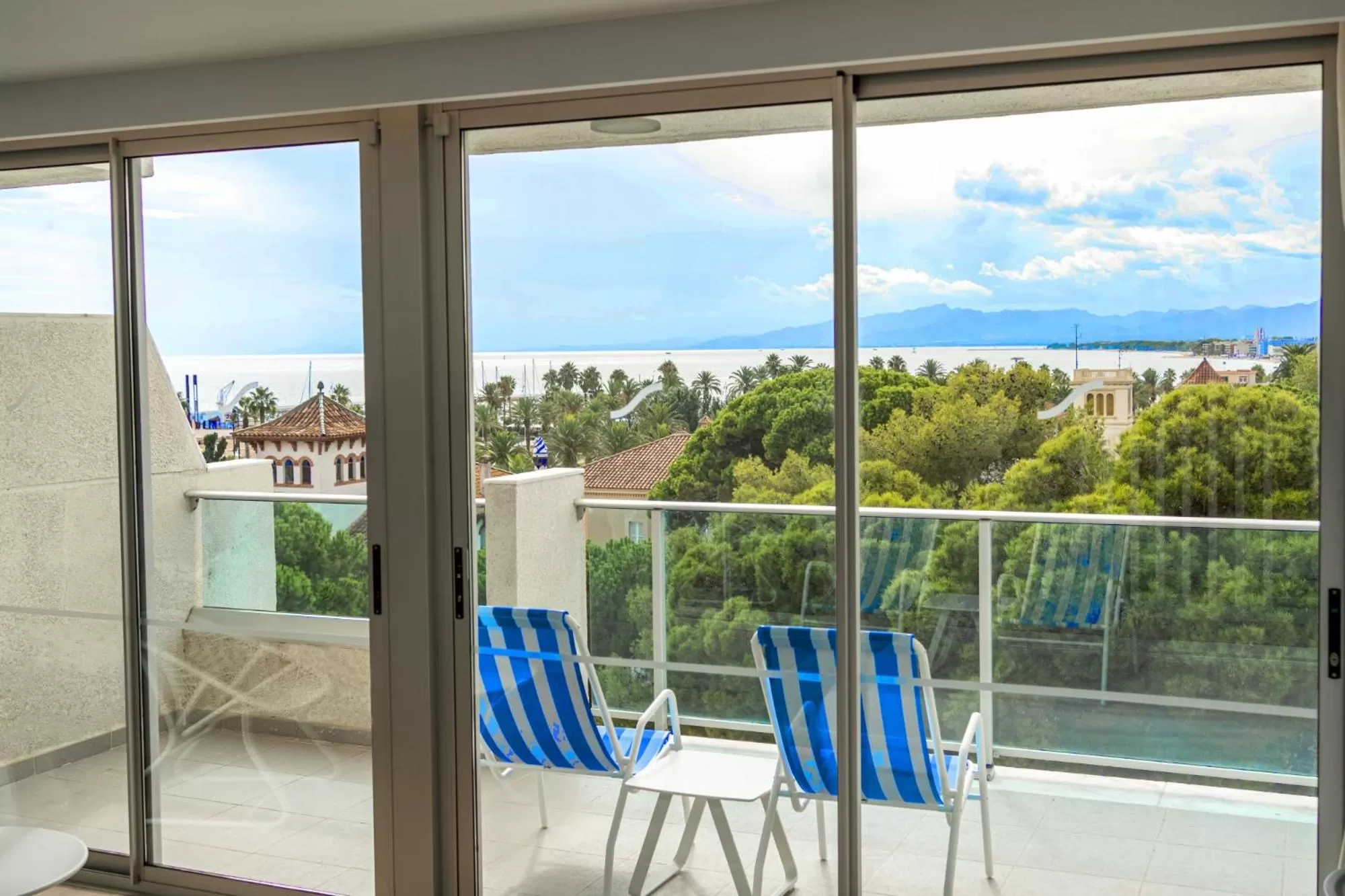 Balcony/Terrace in Blaumar Hotel