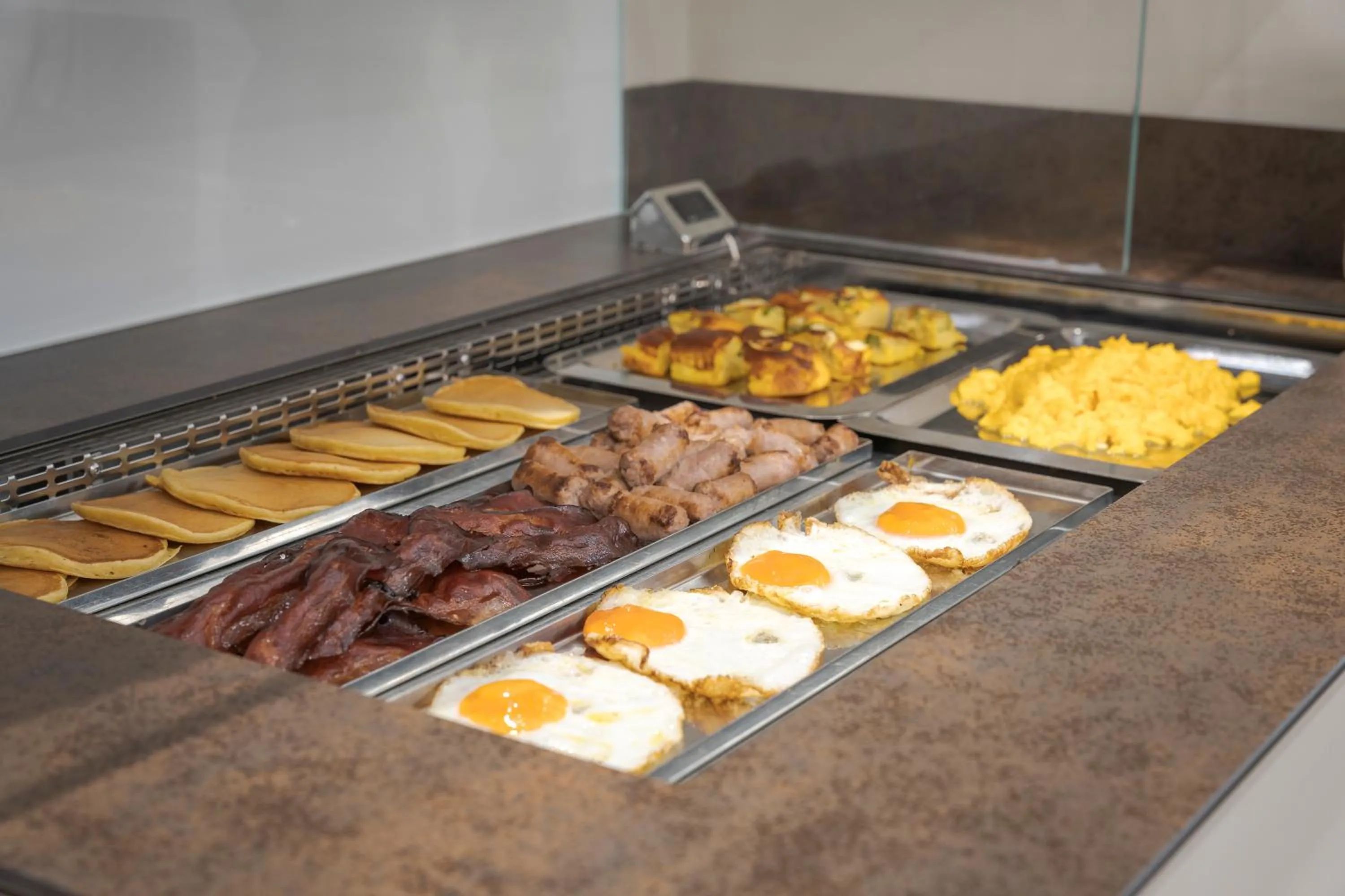 Breakfast in Hotel Vinci