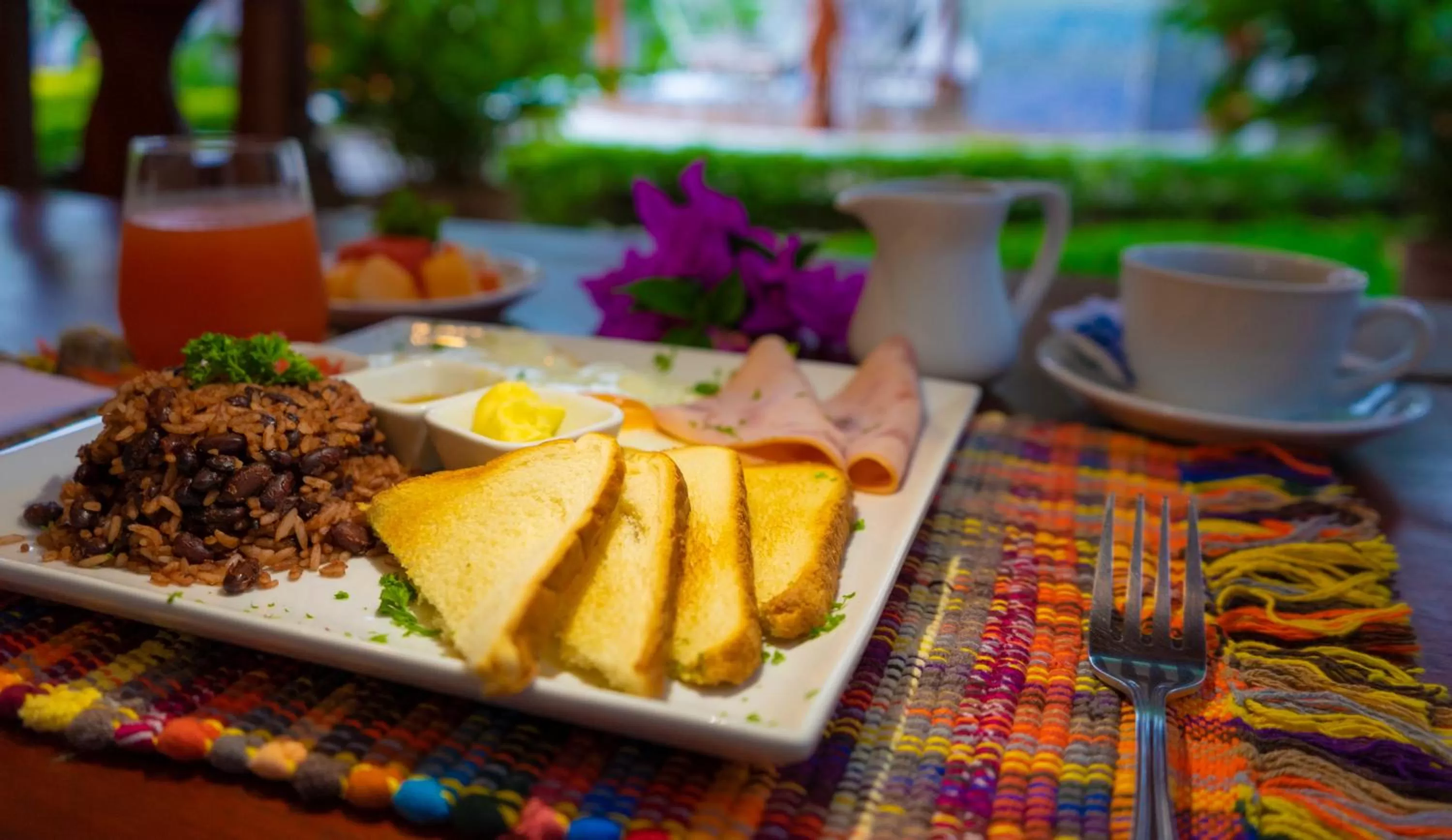 Breakfast in Hotel Boutique Adela