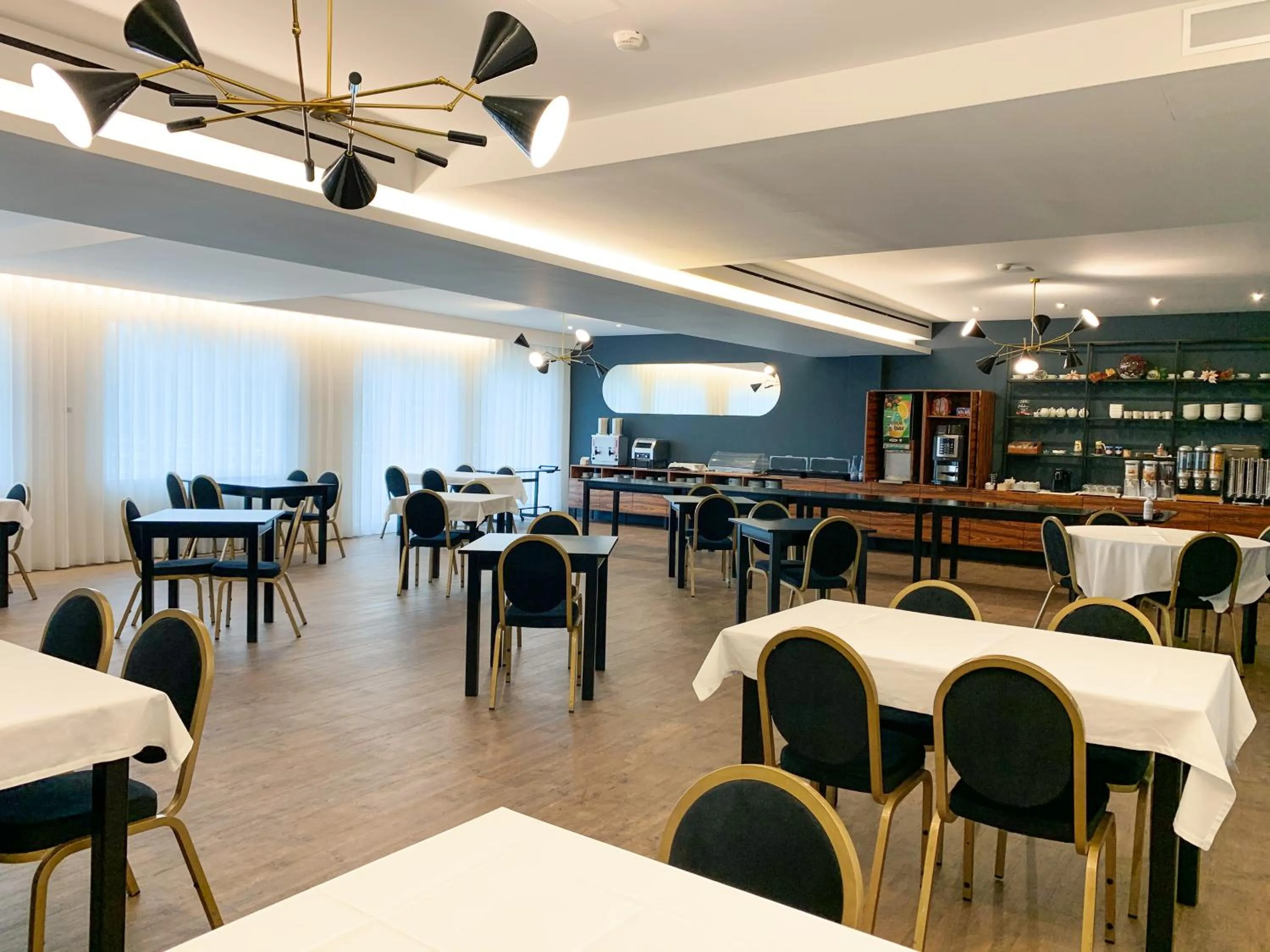 Food and drinks in Hotel Moutados