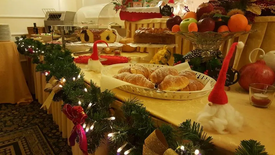 Food and drinks in Hotel Royal