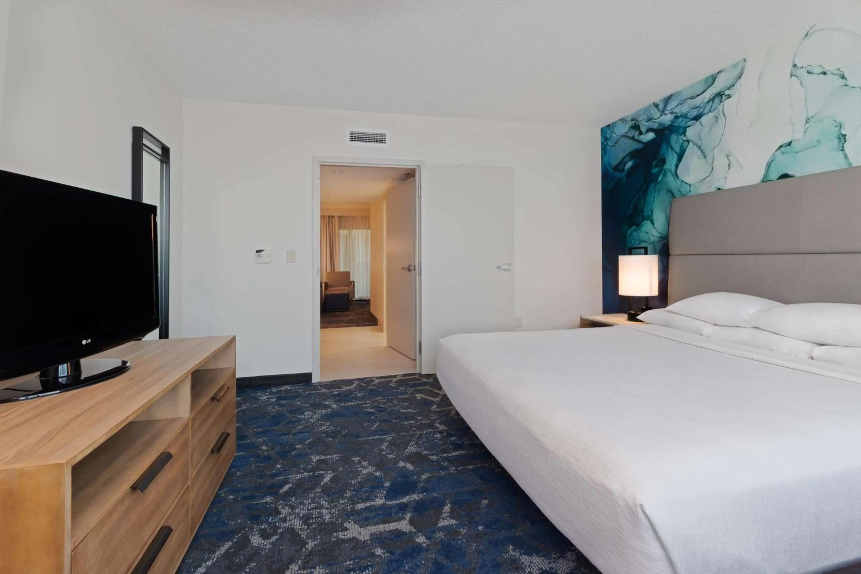 Bedroom, Bed in Embassy Suites by Hilton Tampa USF Near Busch Gardens