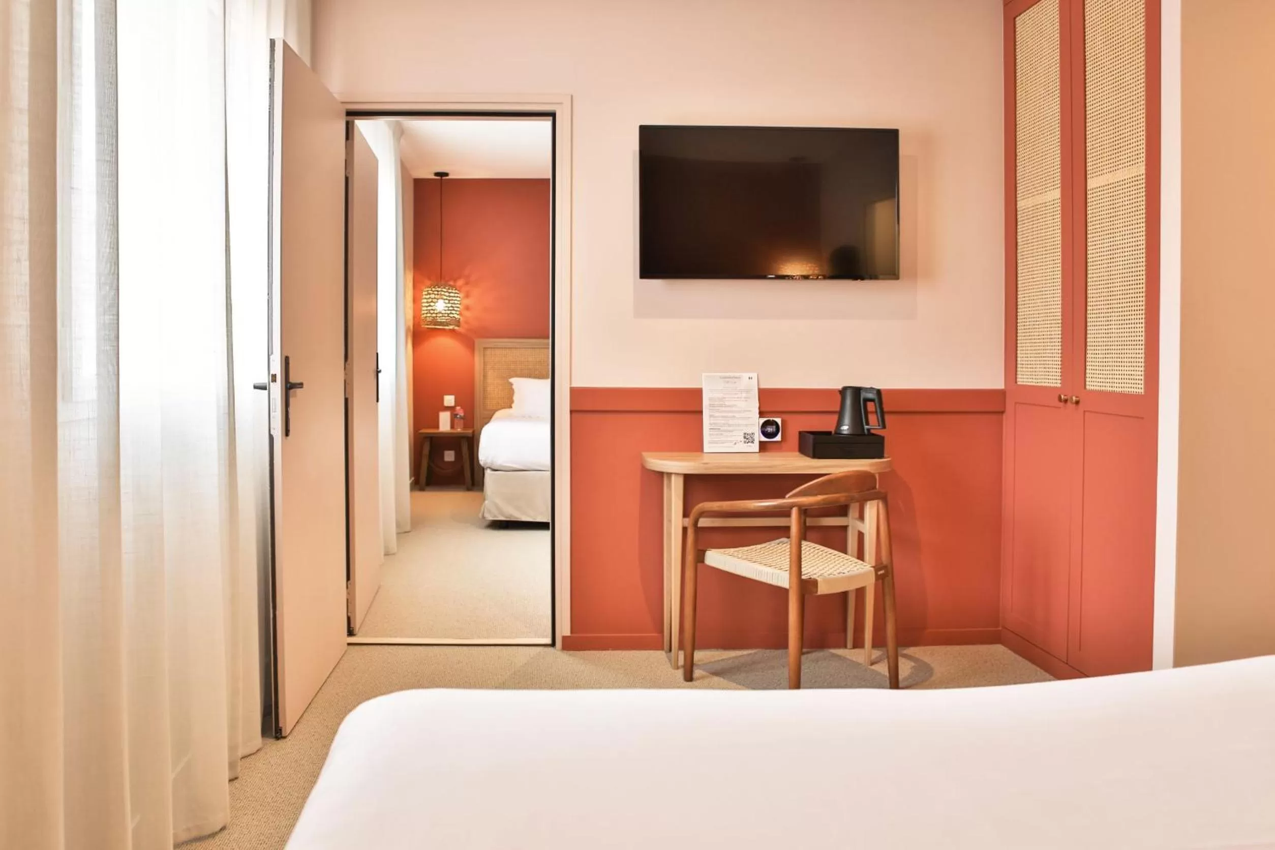 Photo of the whole room, Bed in Hotel & Spa Les Roches Noires