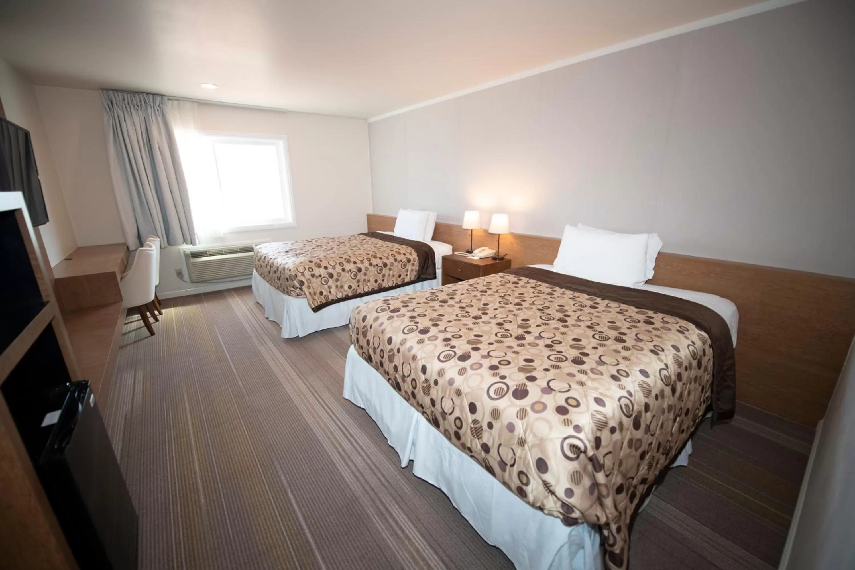 Double Room with Two Double Beds - Non-Smoking in Brookhurst Plaza Inn