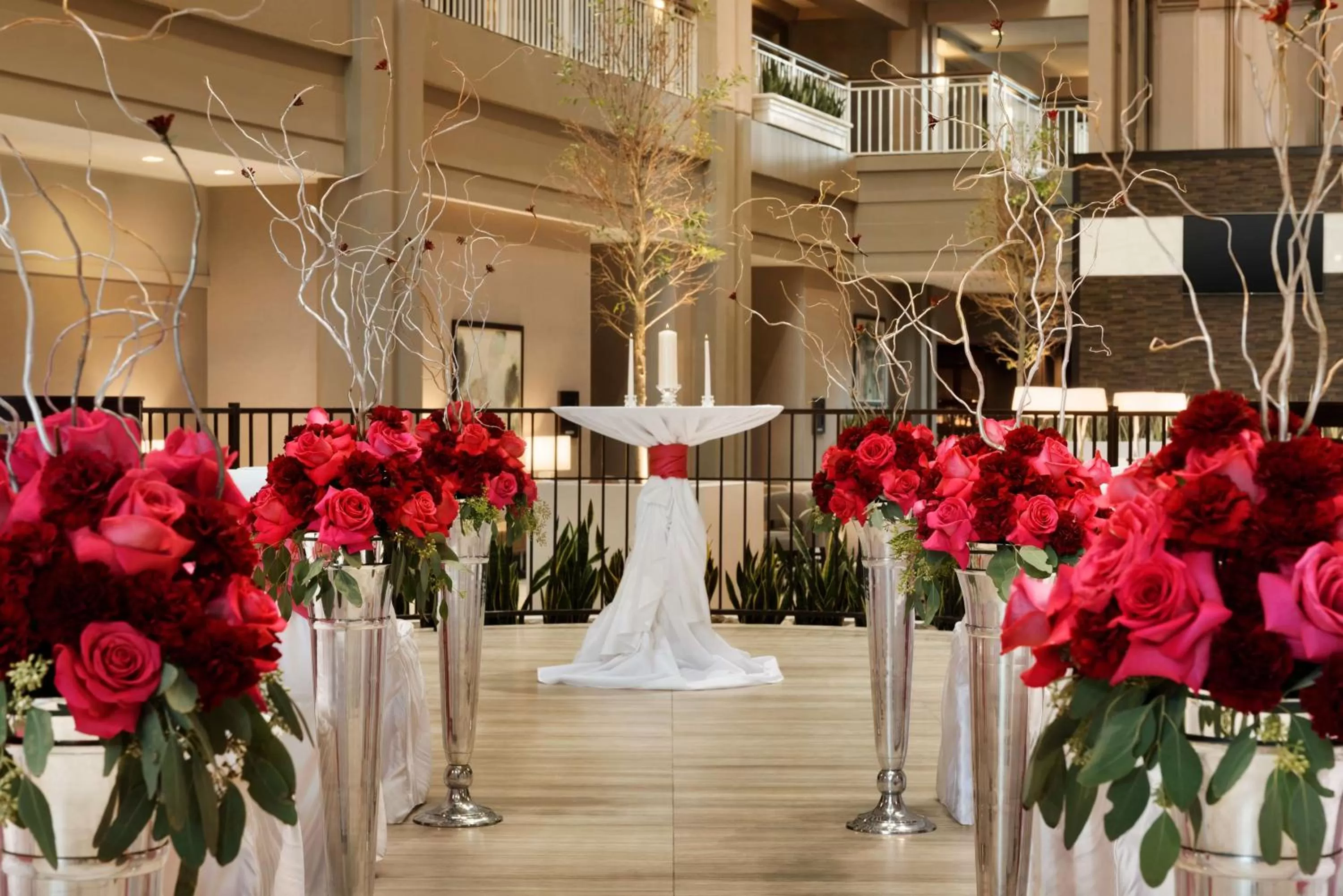 Meeting/conference room in Embassy Suites by Hilton Chicago Lombard