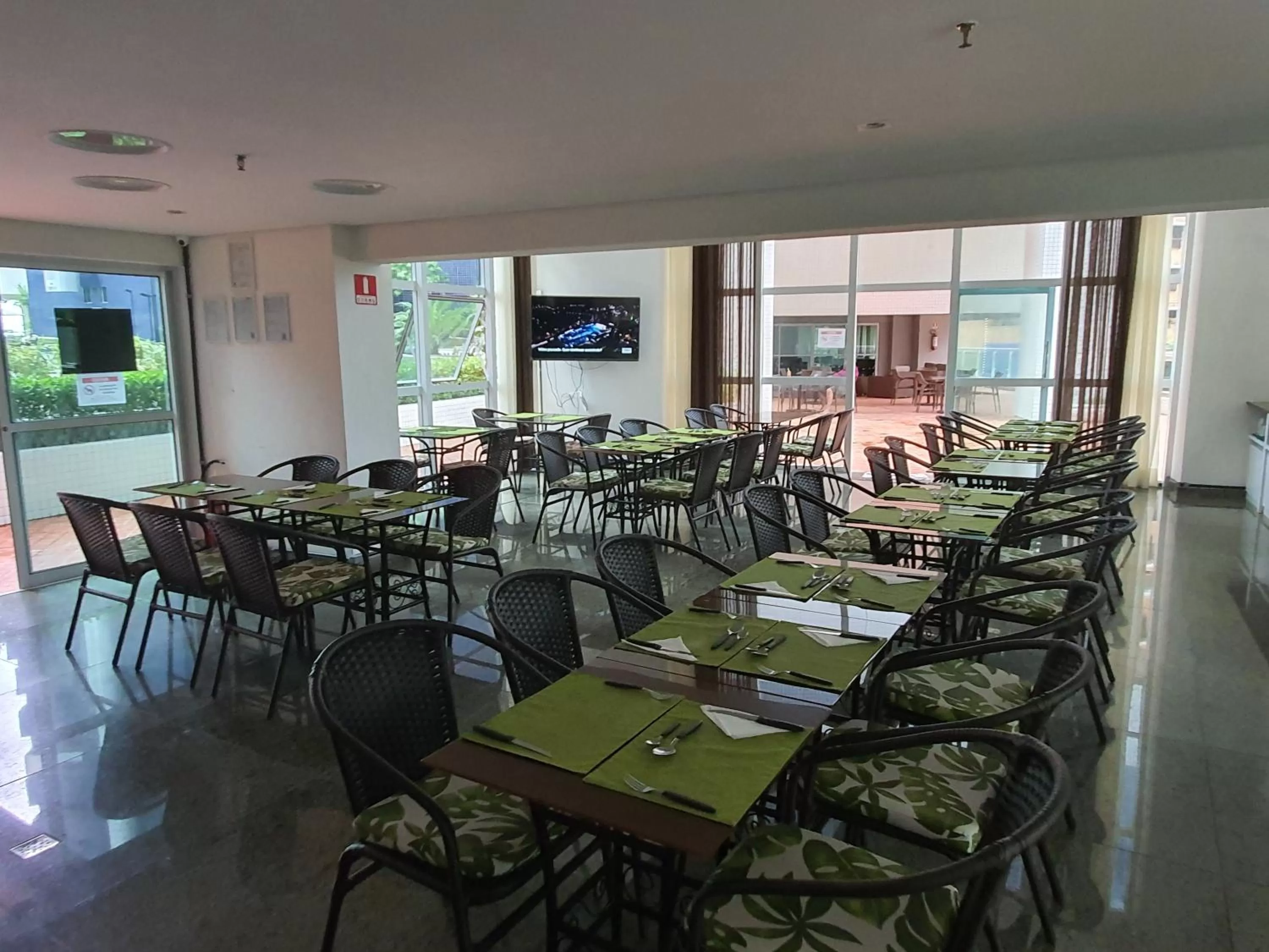 Breakfast in Beach Class Exclusive