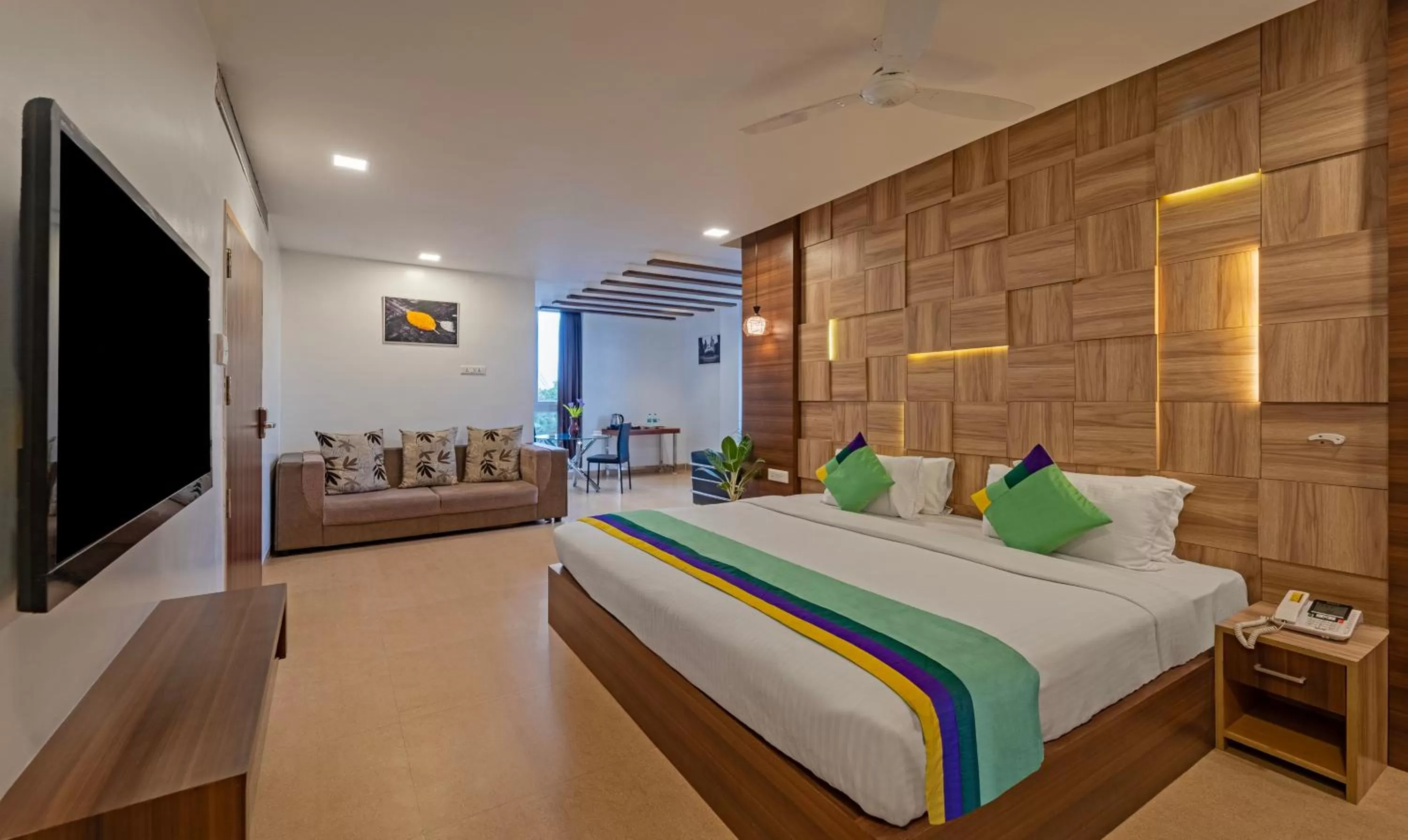 Bedroom, Bed in Treebo Golden Swan Tambaram