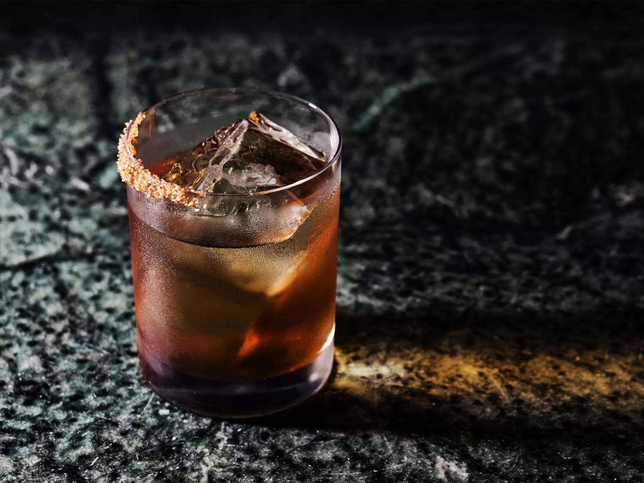 Alcoholic drinks in Hotel June West LA, a Member of Design Hotels