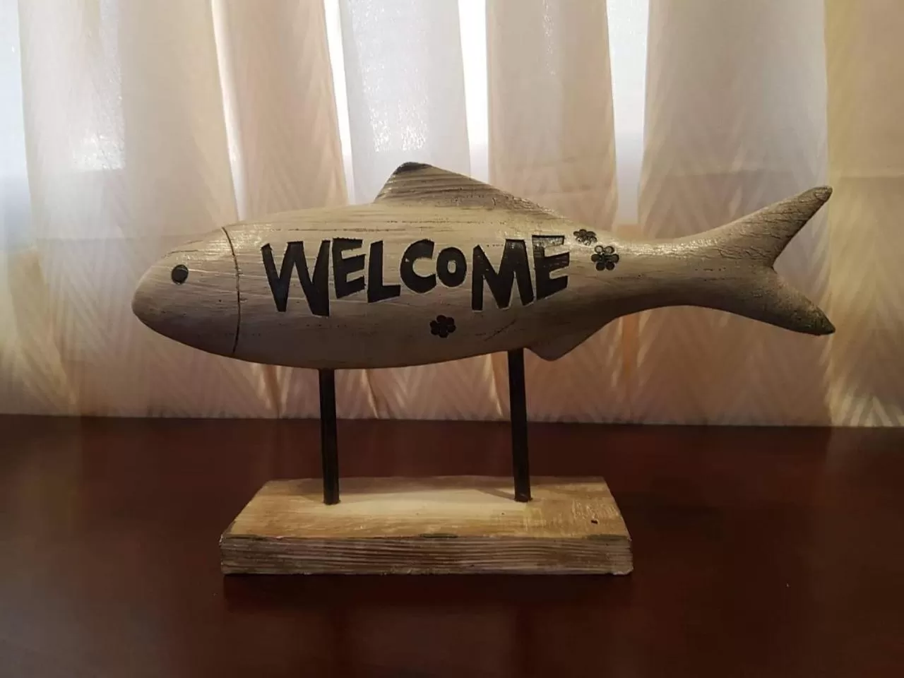 Seating area in Zosimo's Inn