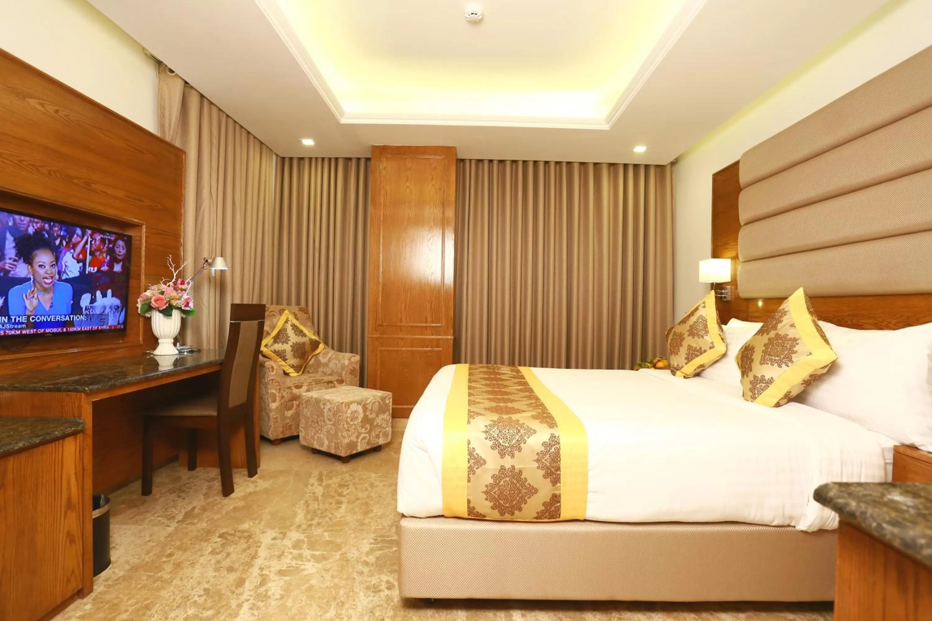 Bed in Marino Royal Hotel