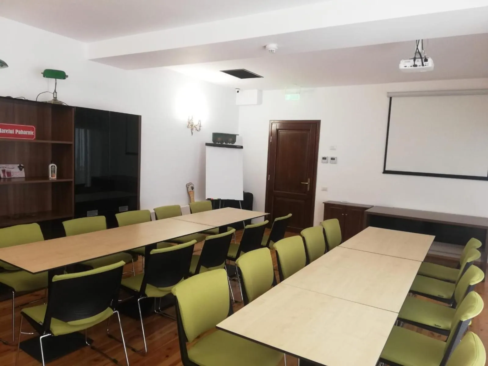 Meeting/conference room in Casa Comana Boutique Hotel