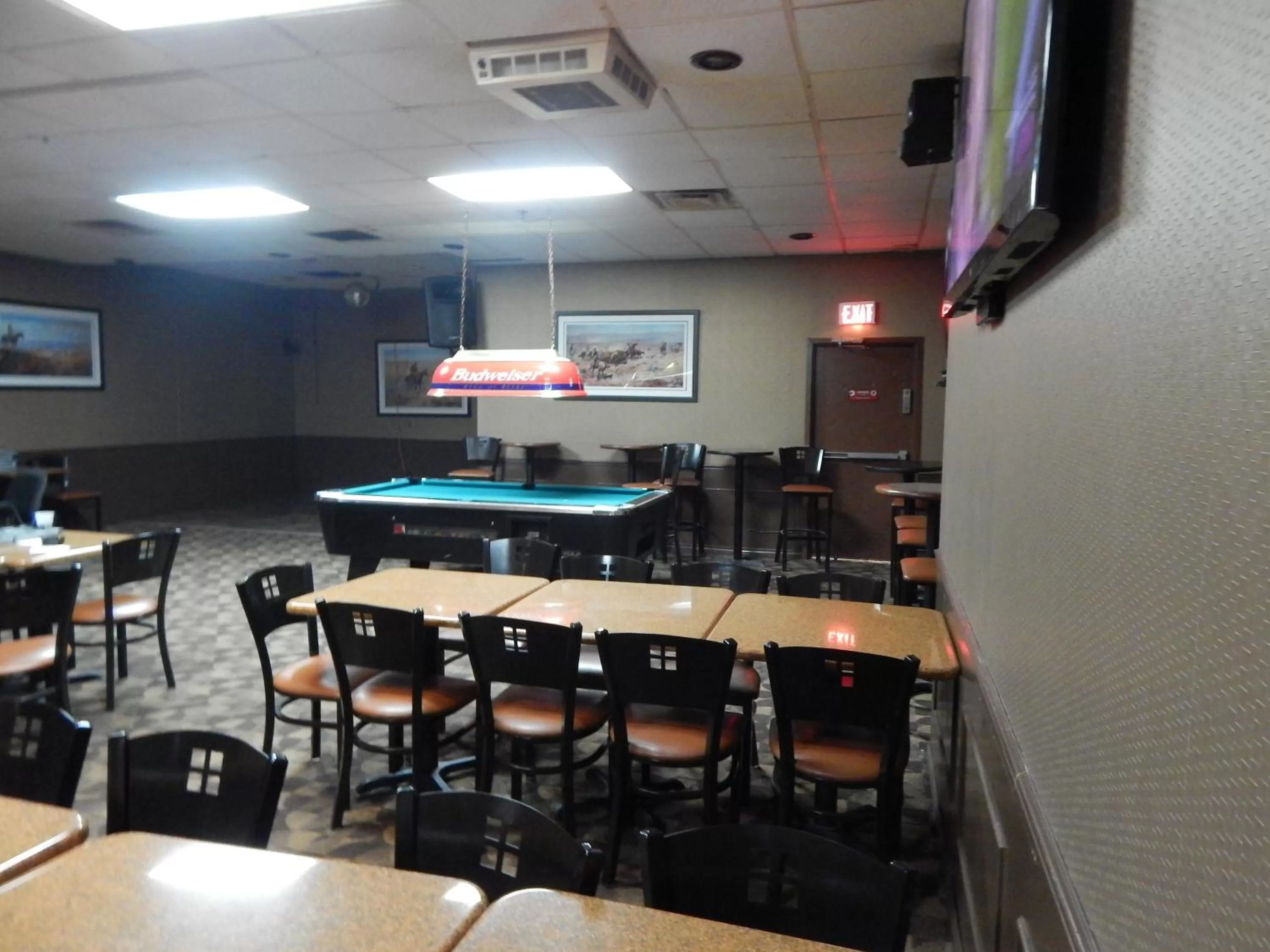 Lounge or bar in Quality Inn Chickasha
