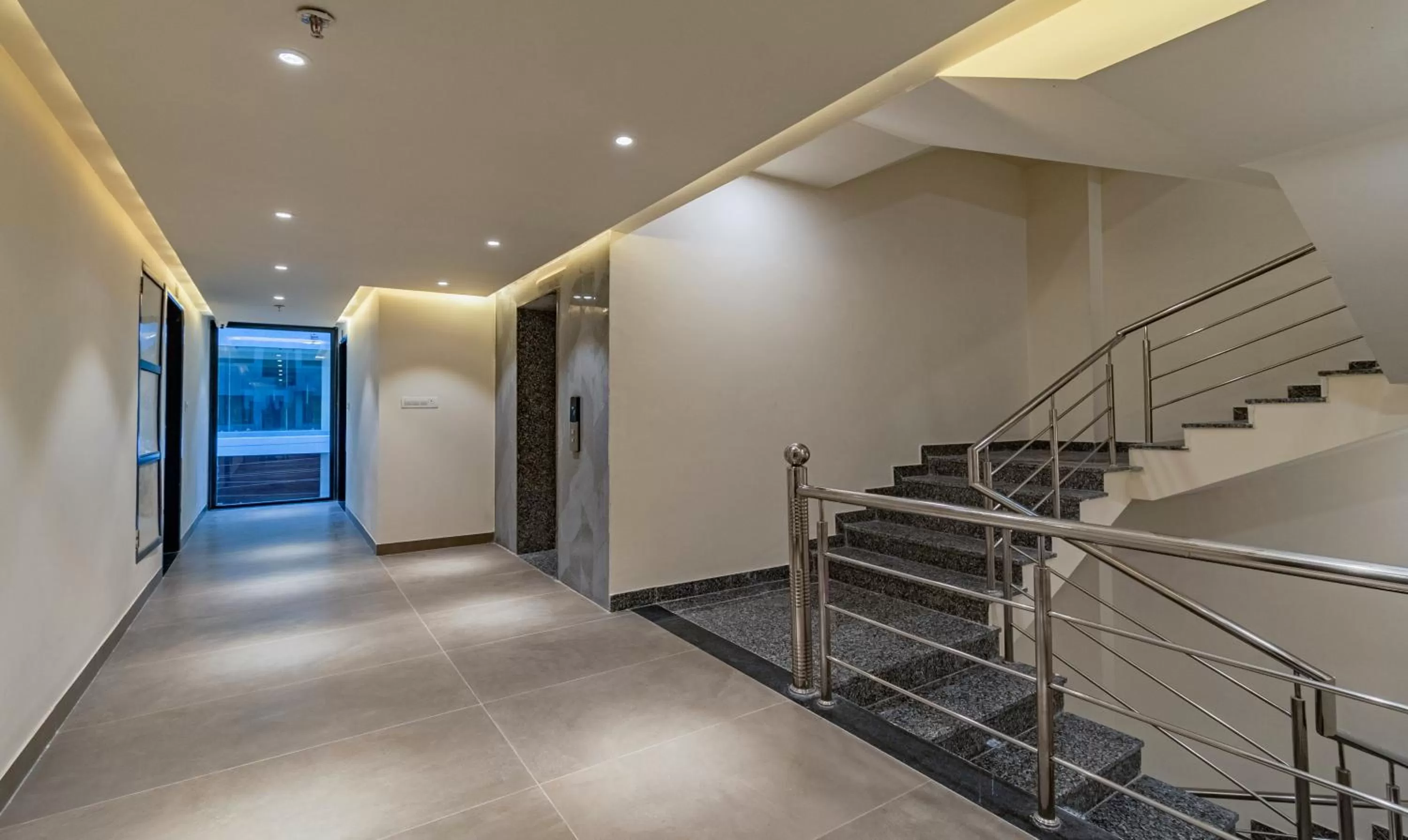 Lobby or reception in Treebo Pink City Grand