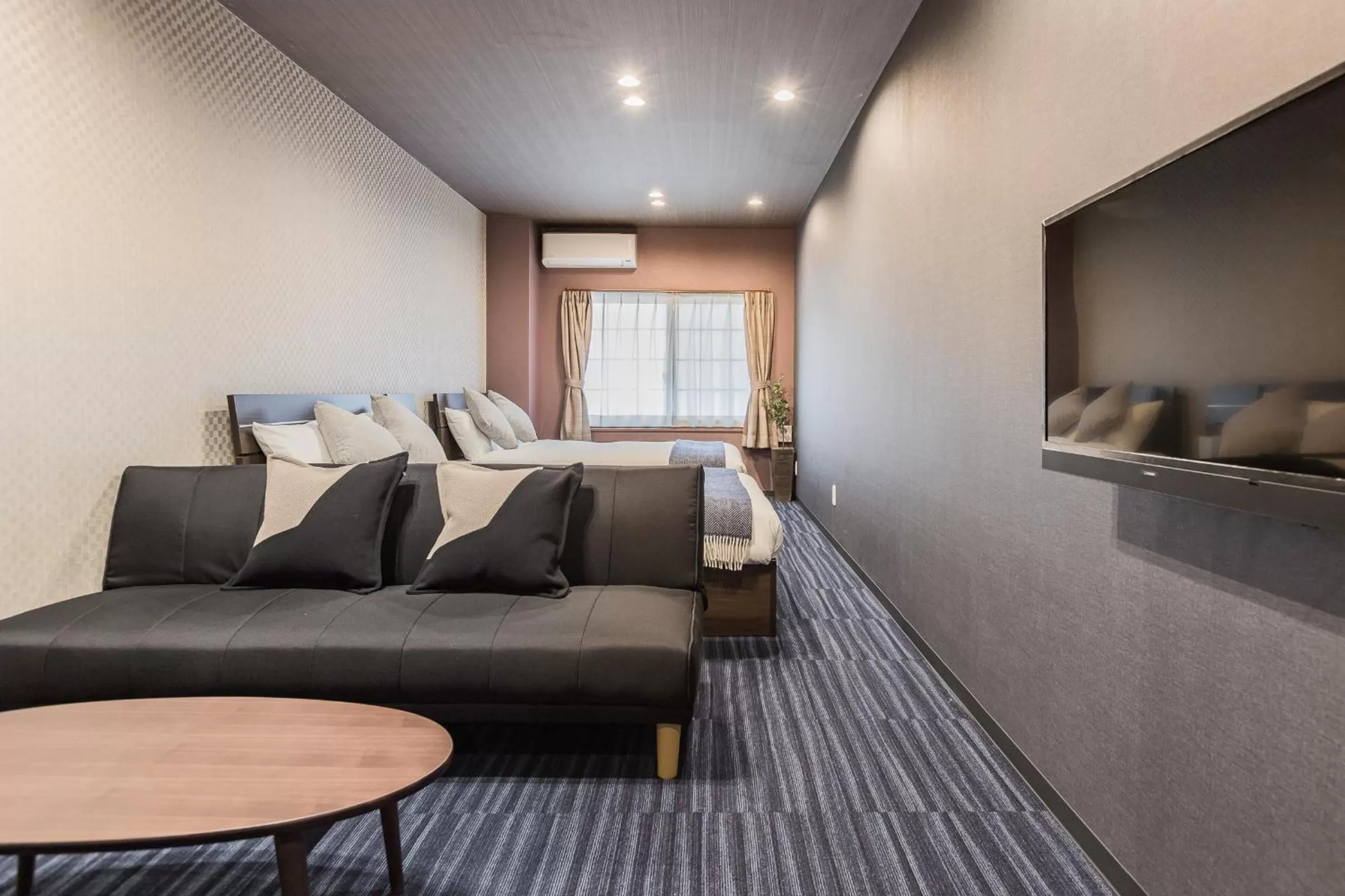 Nightclub / DJ in Playsis Asakusa