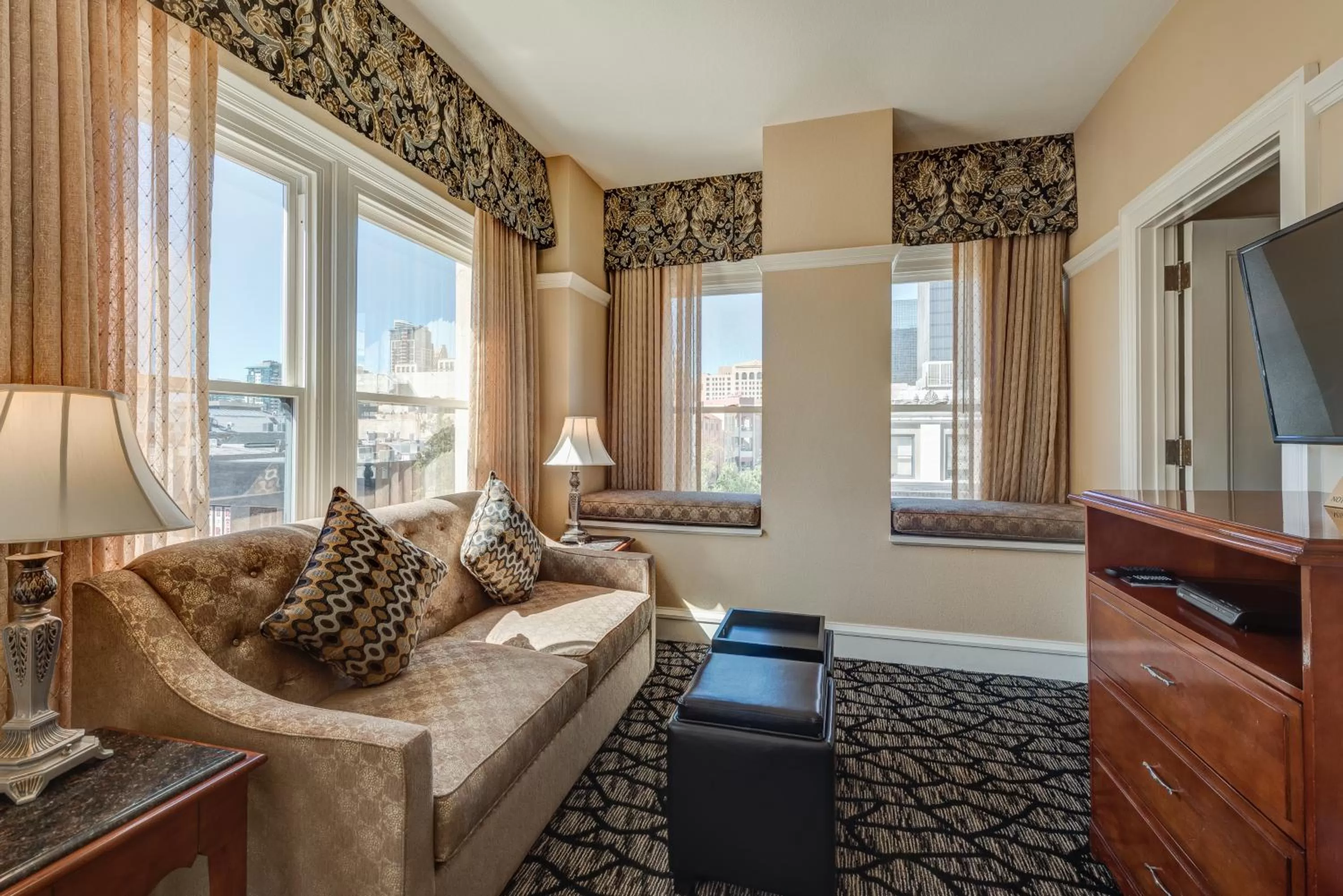 Living room in Gaslamp Plaza Suites