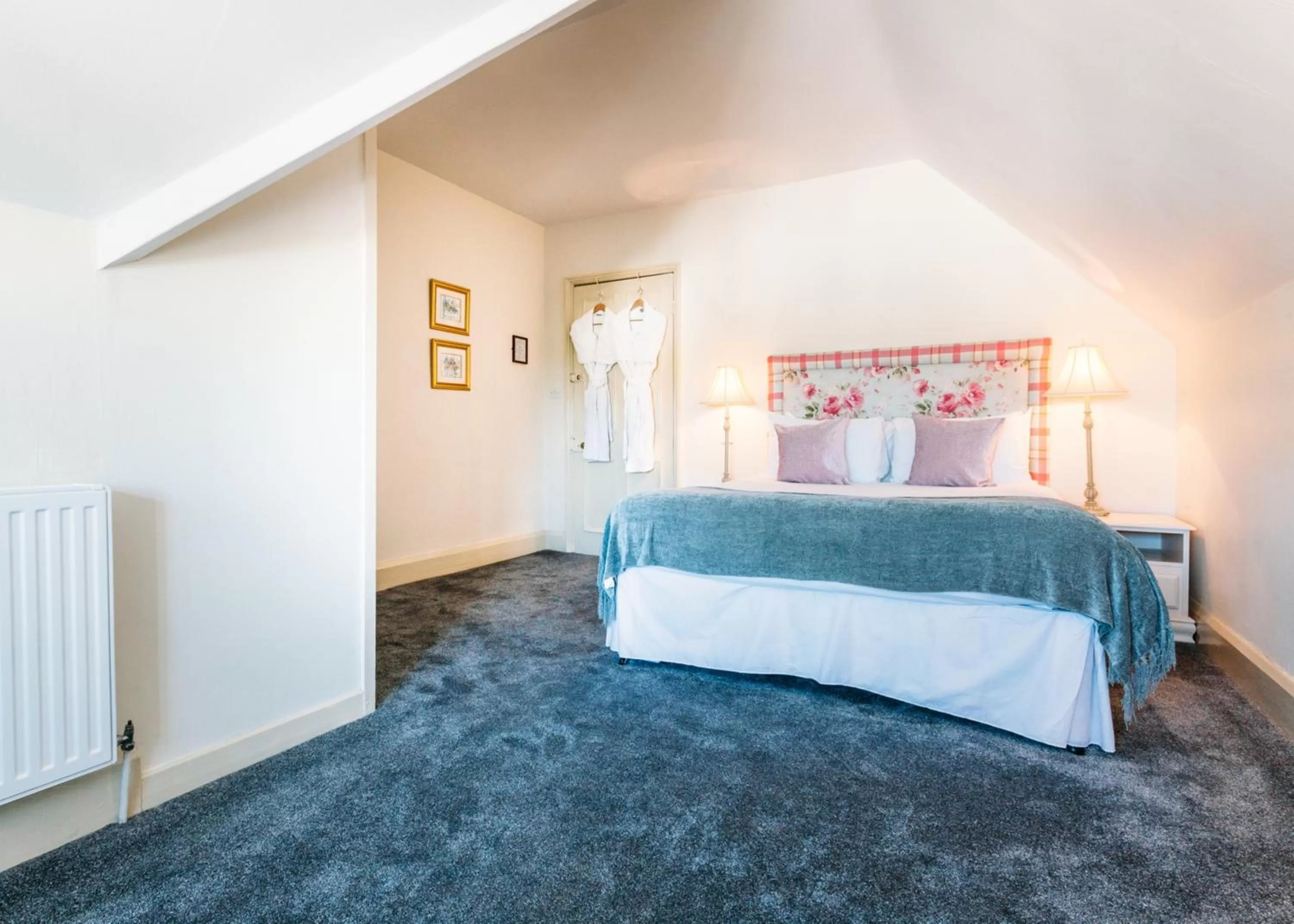 Bedroom, Bed in Colwall Park - Hotel, Bar & Restaurant