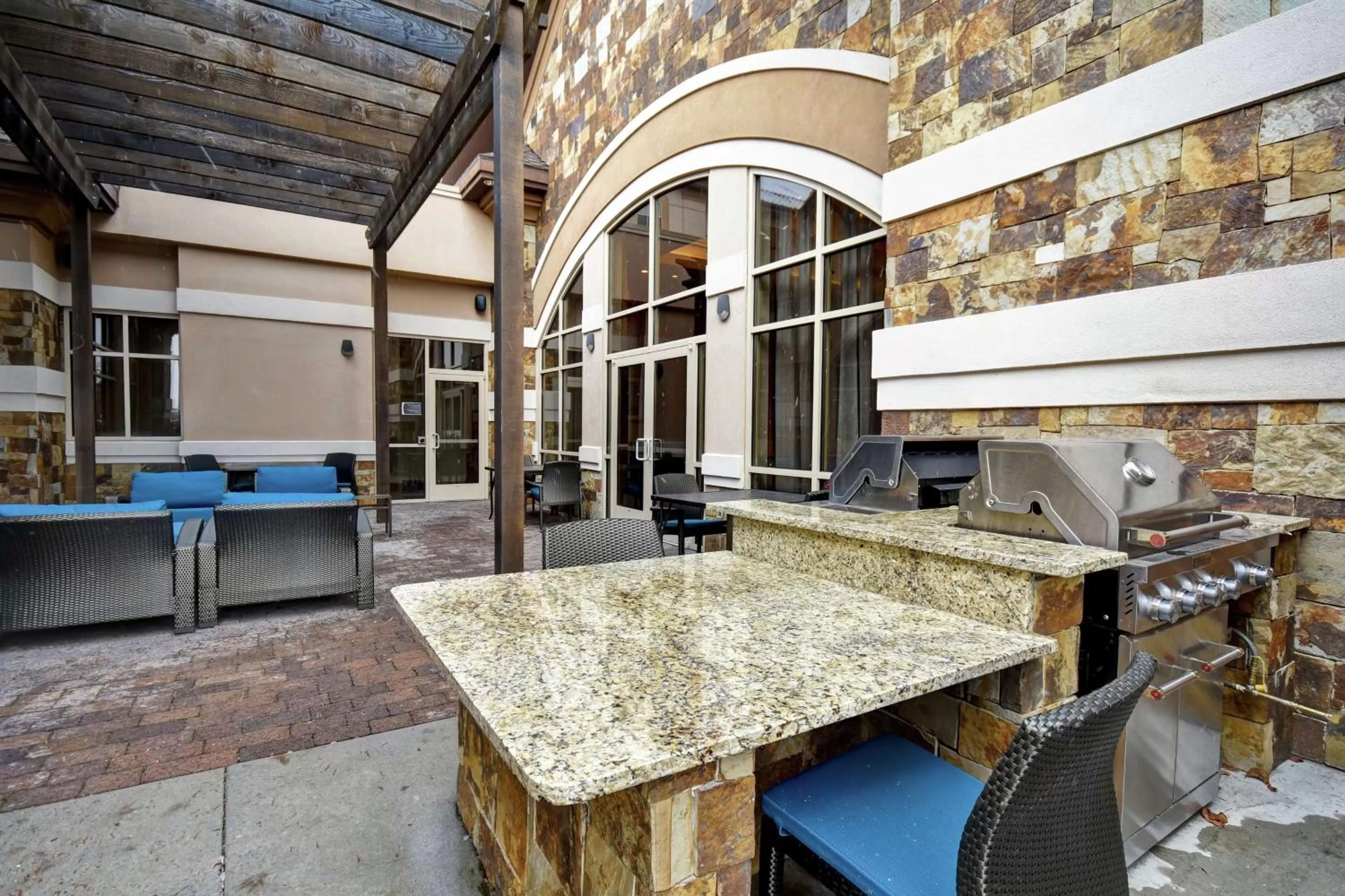 Dining area in Homewood Suites by Hilton Boise