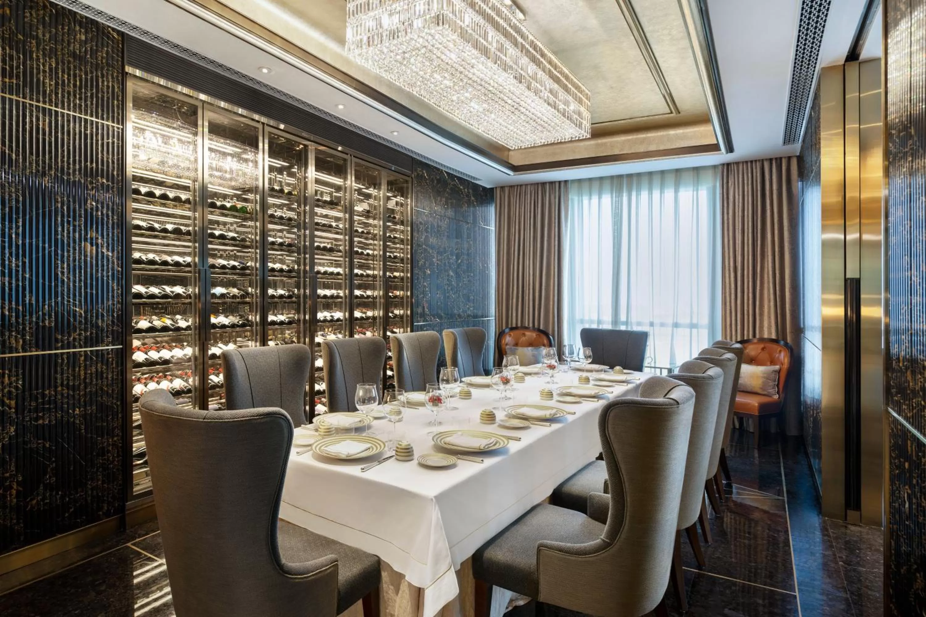 Restaurant/places to eat in The St. Regis Zhuhai