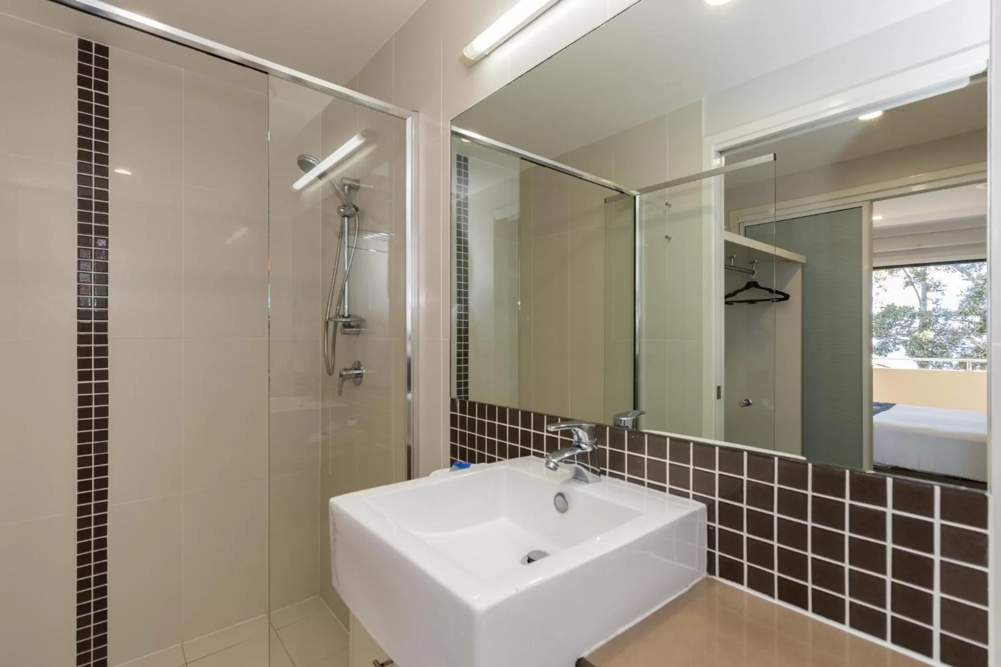 Bathroom in Eden by the Bay