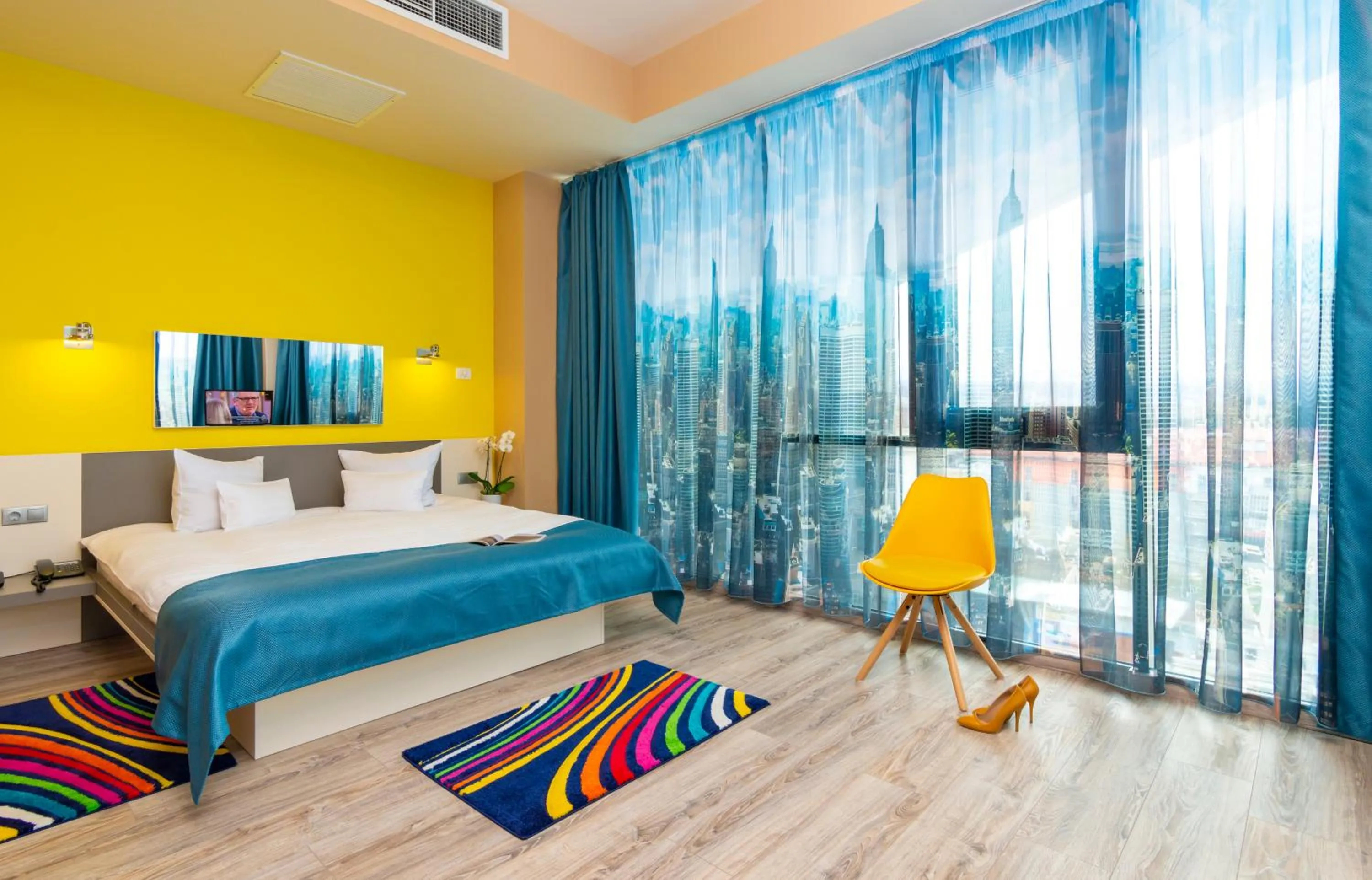 Photo of the whole room, Bed in West City Hotel