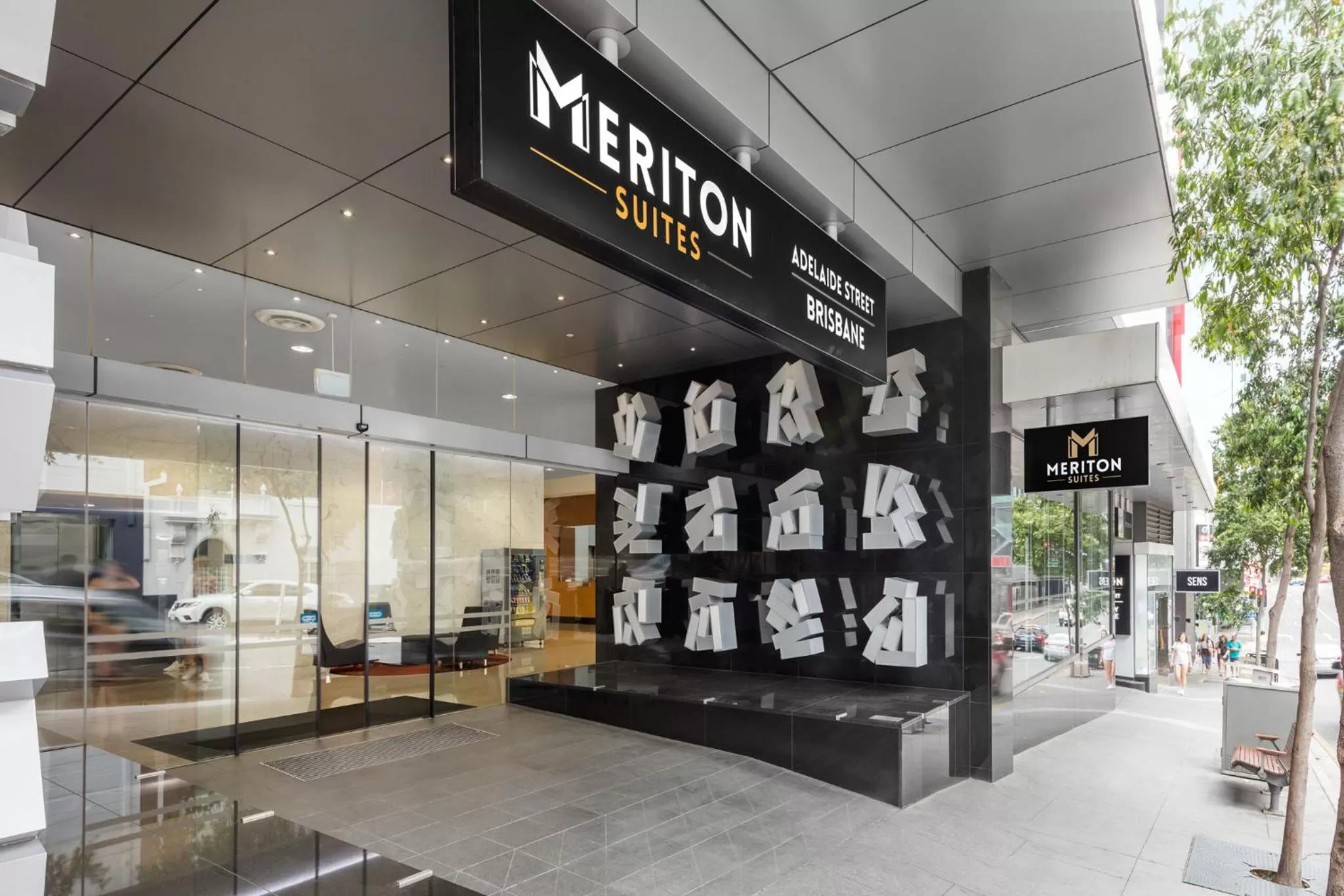 Facade/entrance in Meriton Suites Adelaide Street, Brisbane