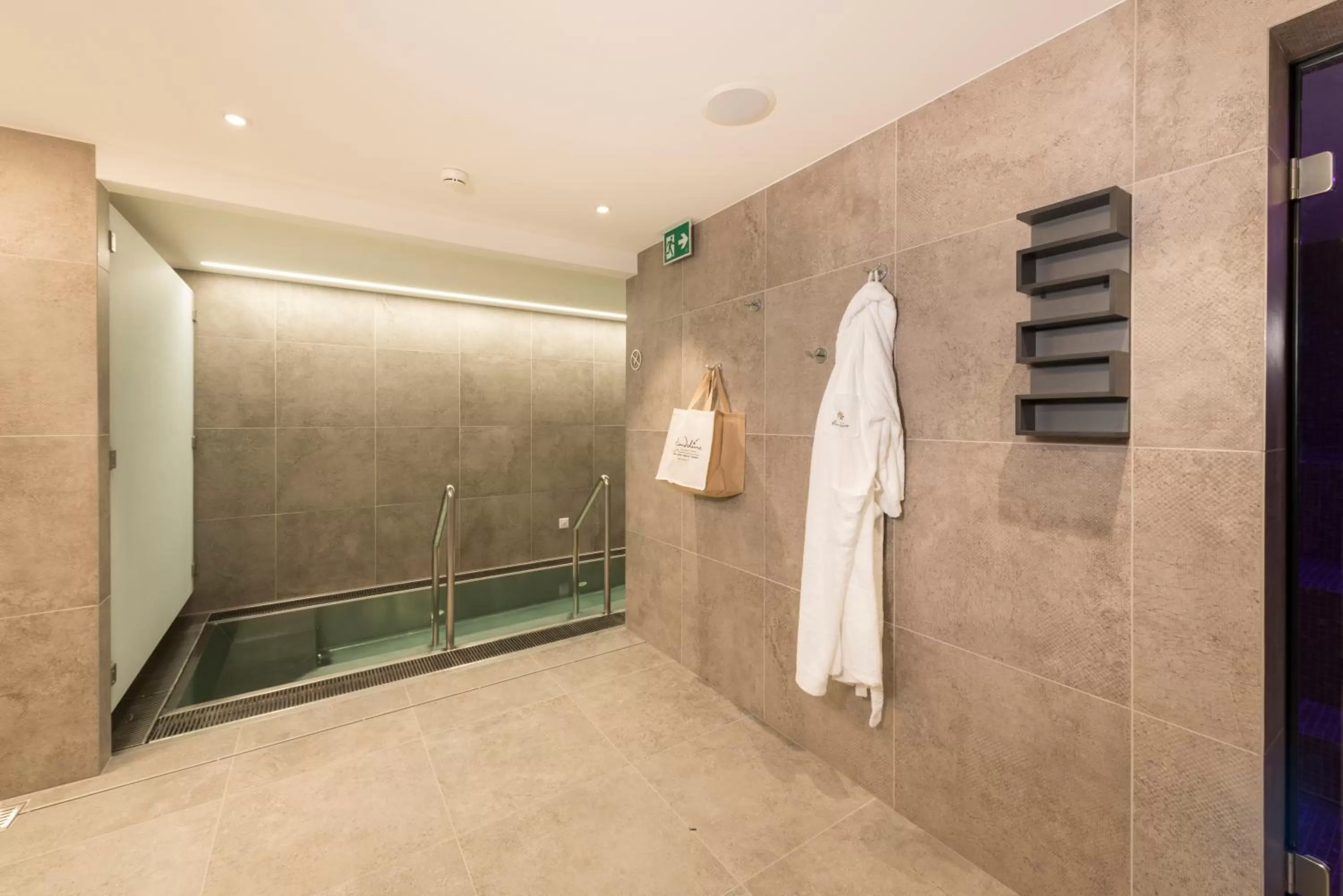 Spa and wellness centre/facilities in Sternwarte by Randolins