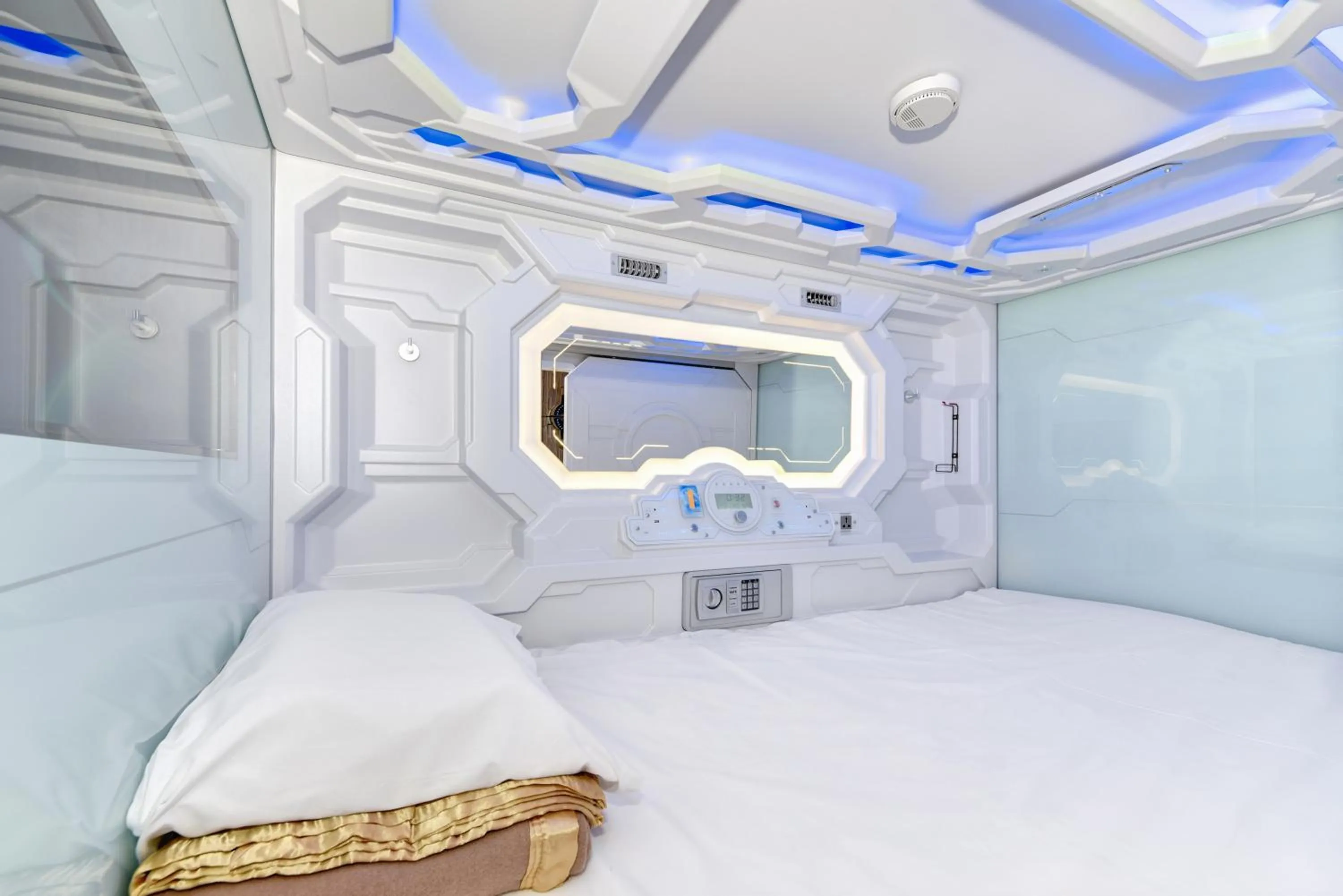 Bedroom, Bed in Space Q Capsule Hotel