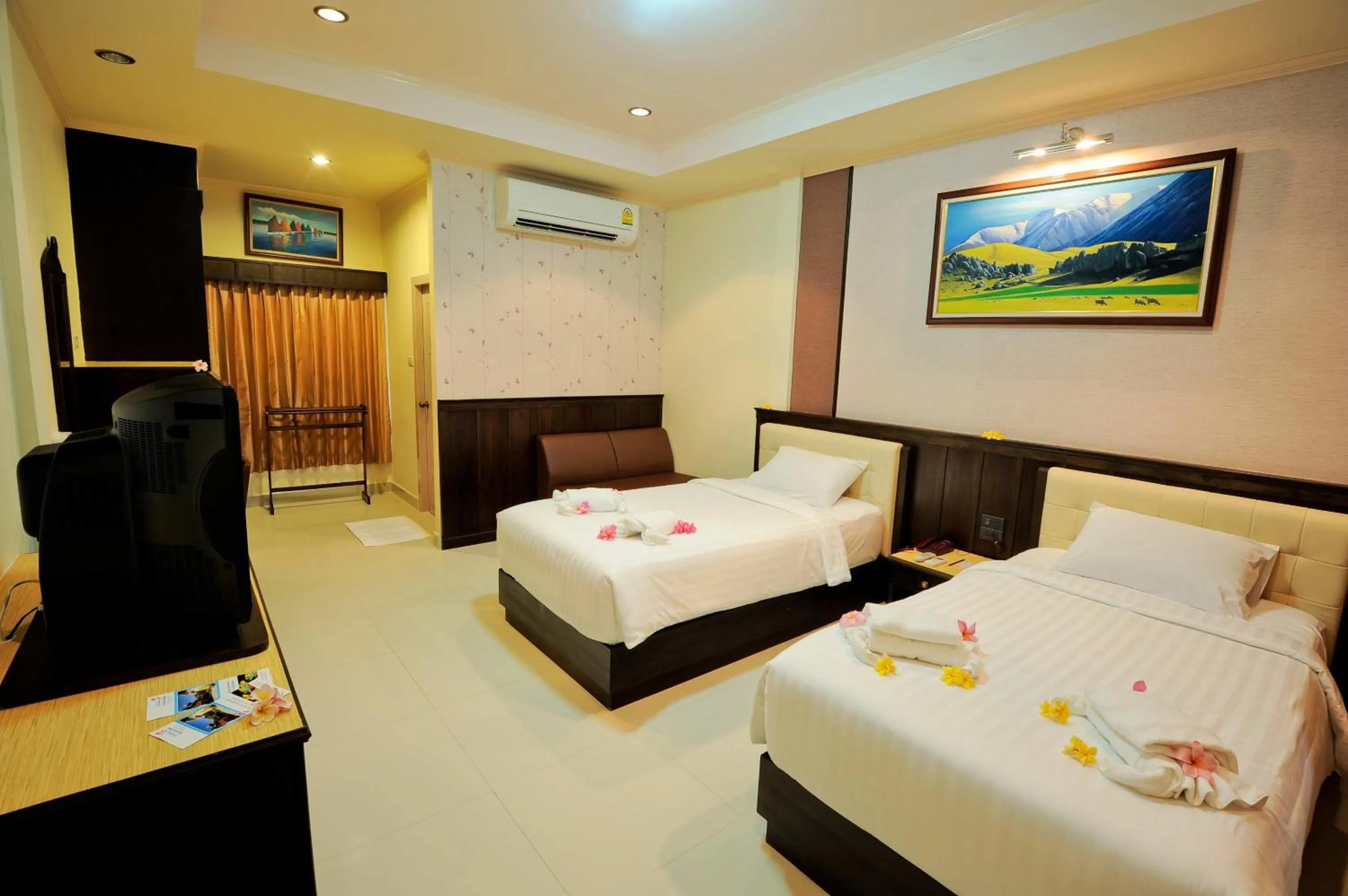 Bedroom, Bed in Villa Wanida Garden Resort