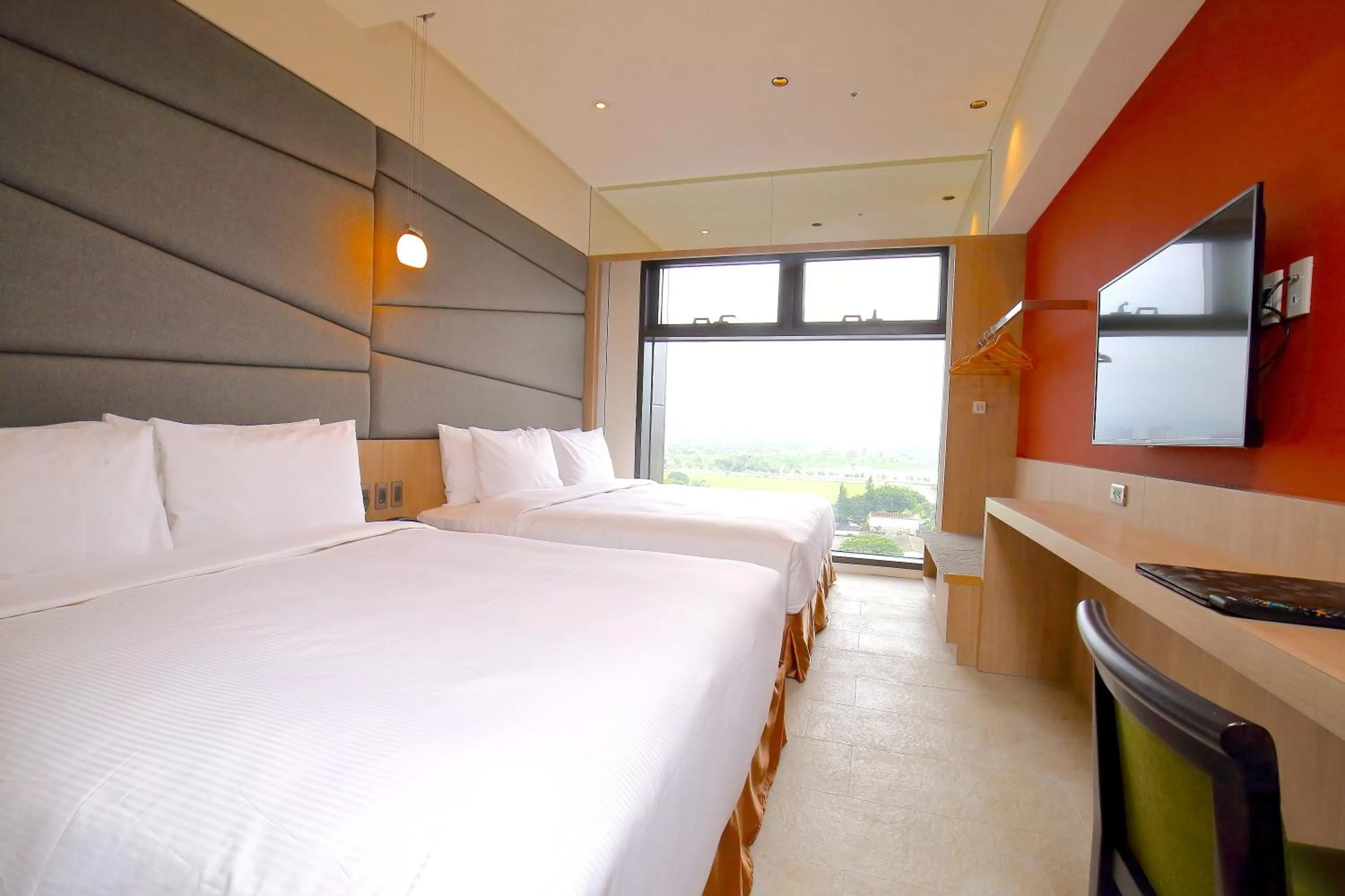 Photo of the whole room, Bed in Kloud Hotel