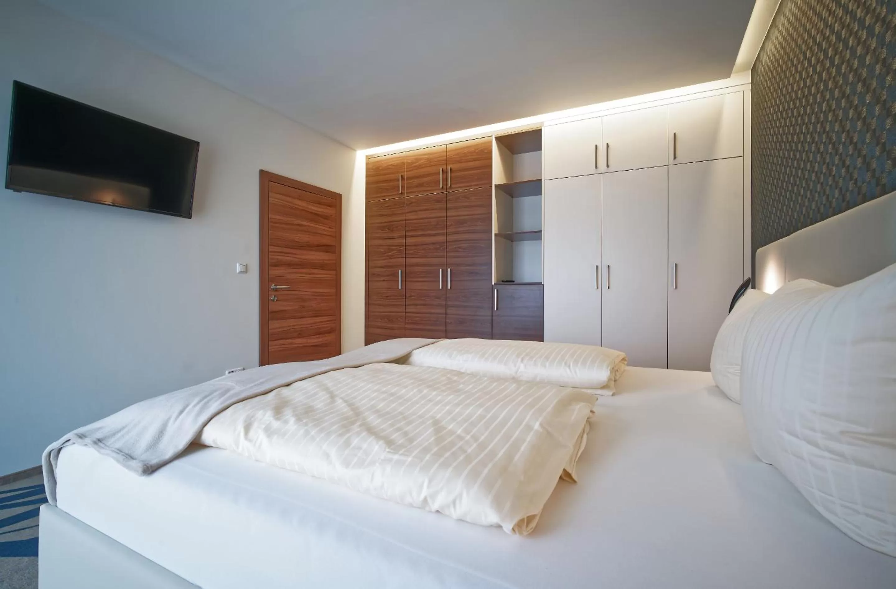 Photo of the whole room, Bed in Pension Laa Natura