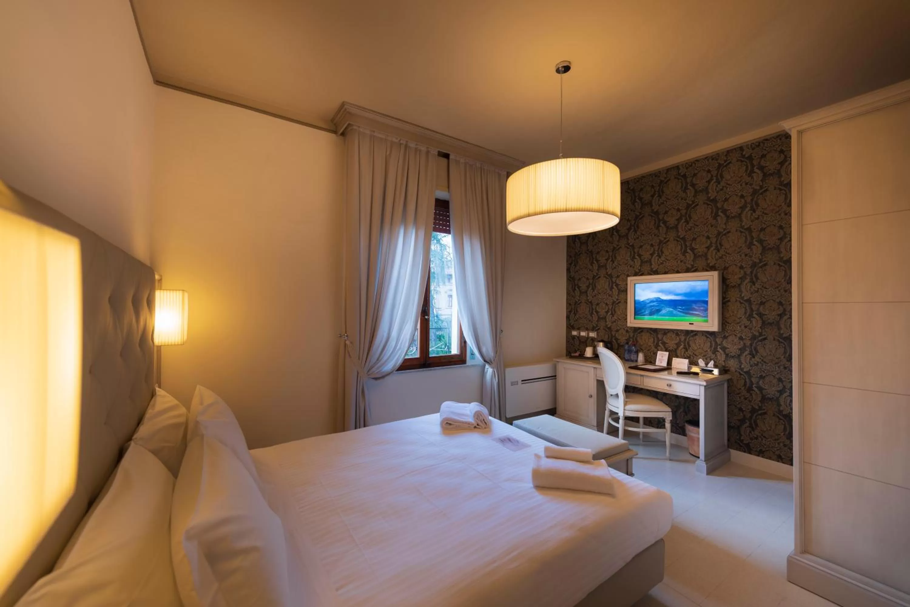 Photo of the whole room, Bed in Villa Elda Boutique Hotel