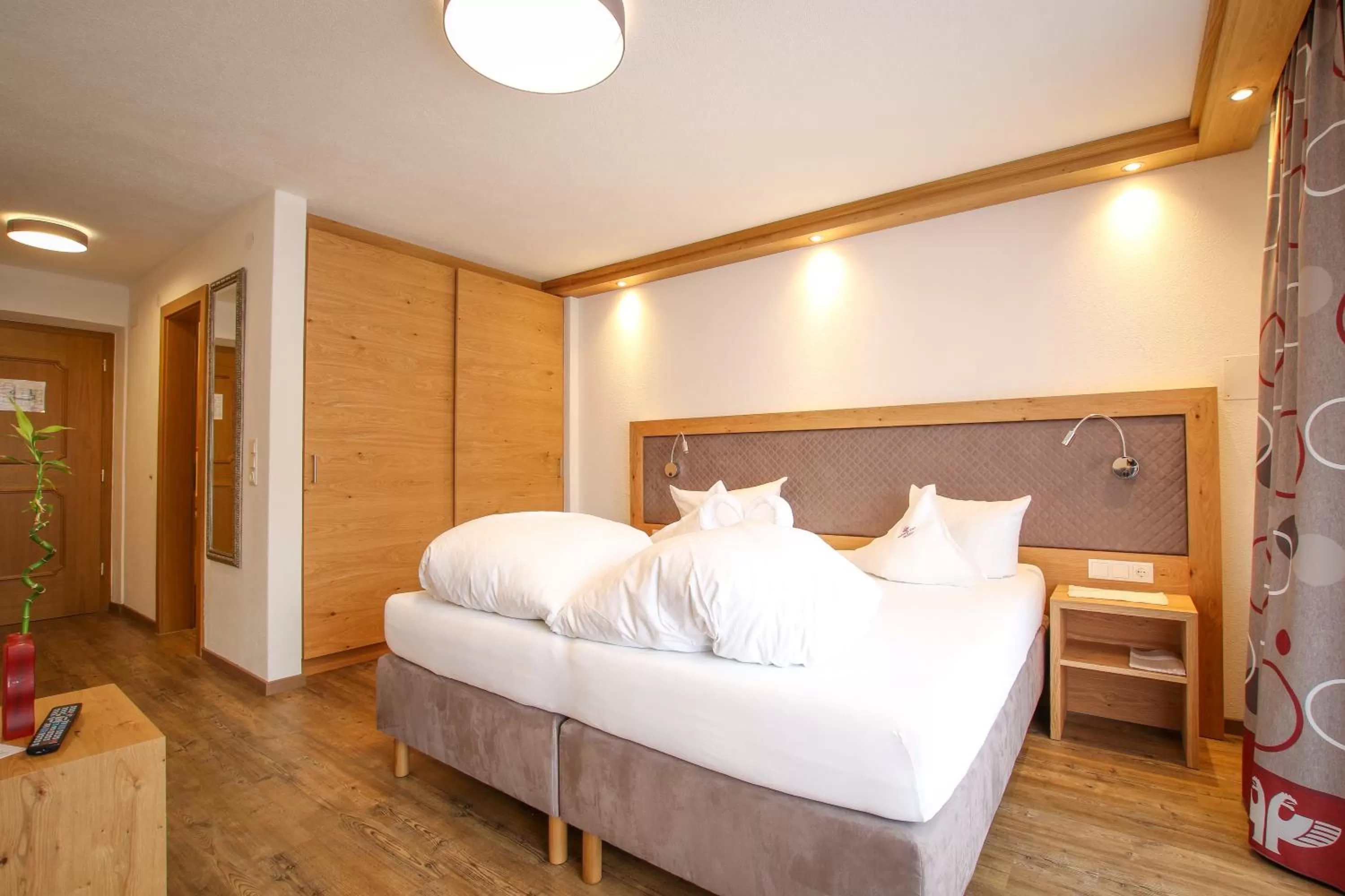 Photo of the whole room, Bed in Hotel Schwarzer Adler