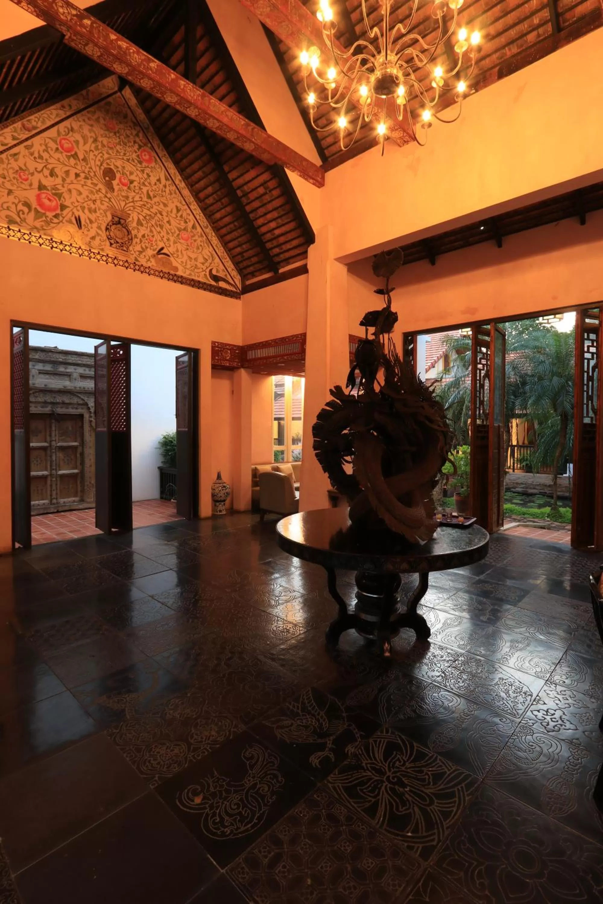 Lobby or reception in Tharaburi Resort