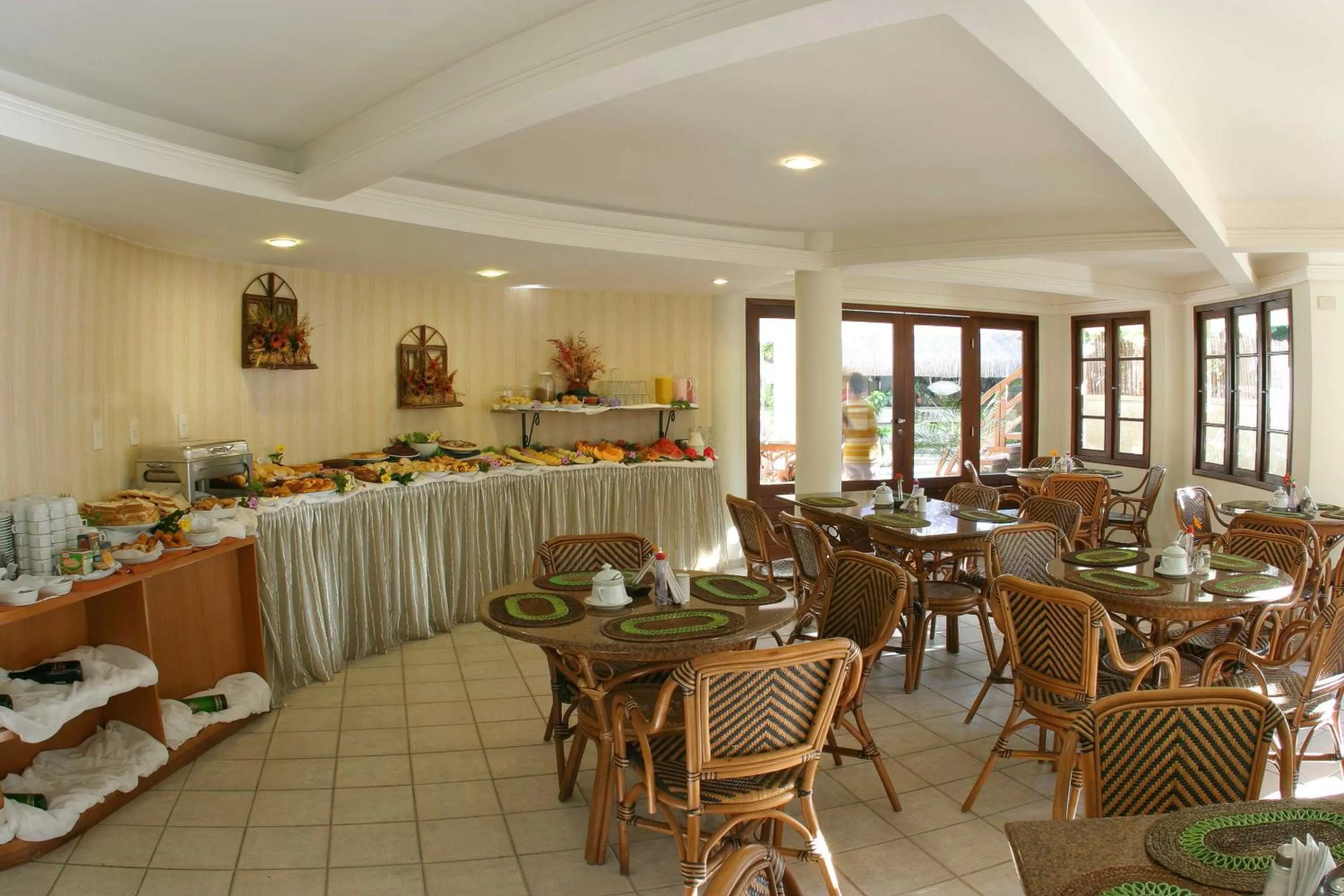 Restaurant/places to eat in Divi-Divi Praia Hotel