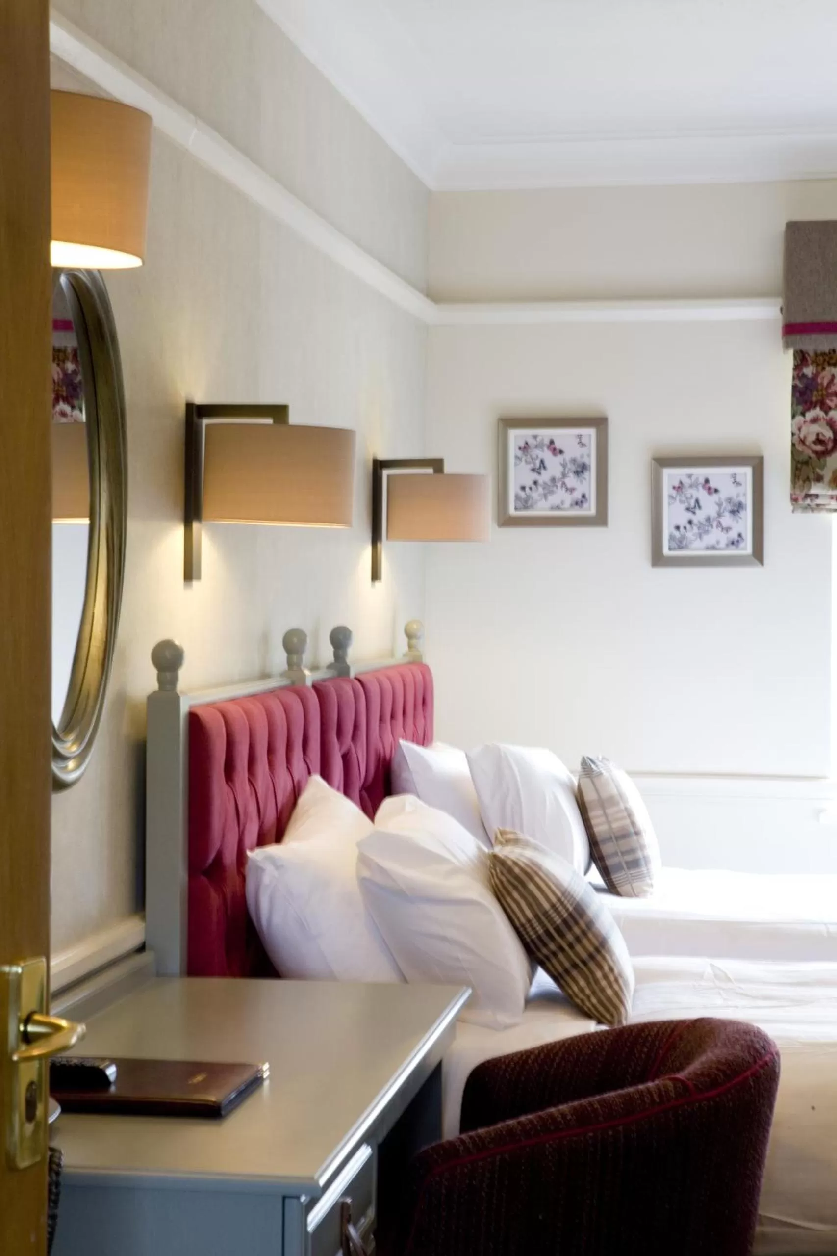 Bedroom in The Broadoak