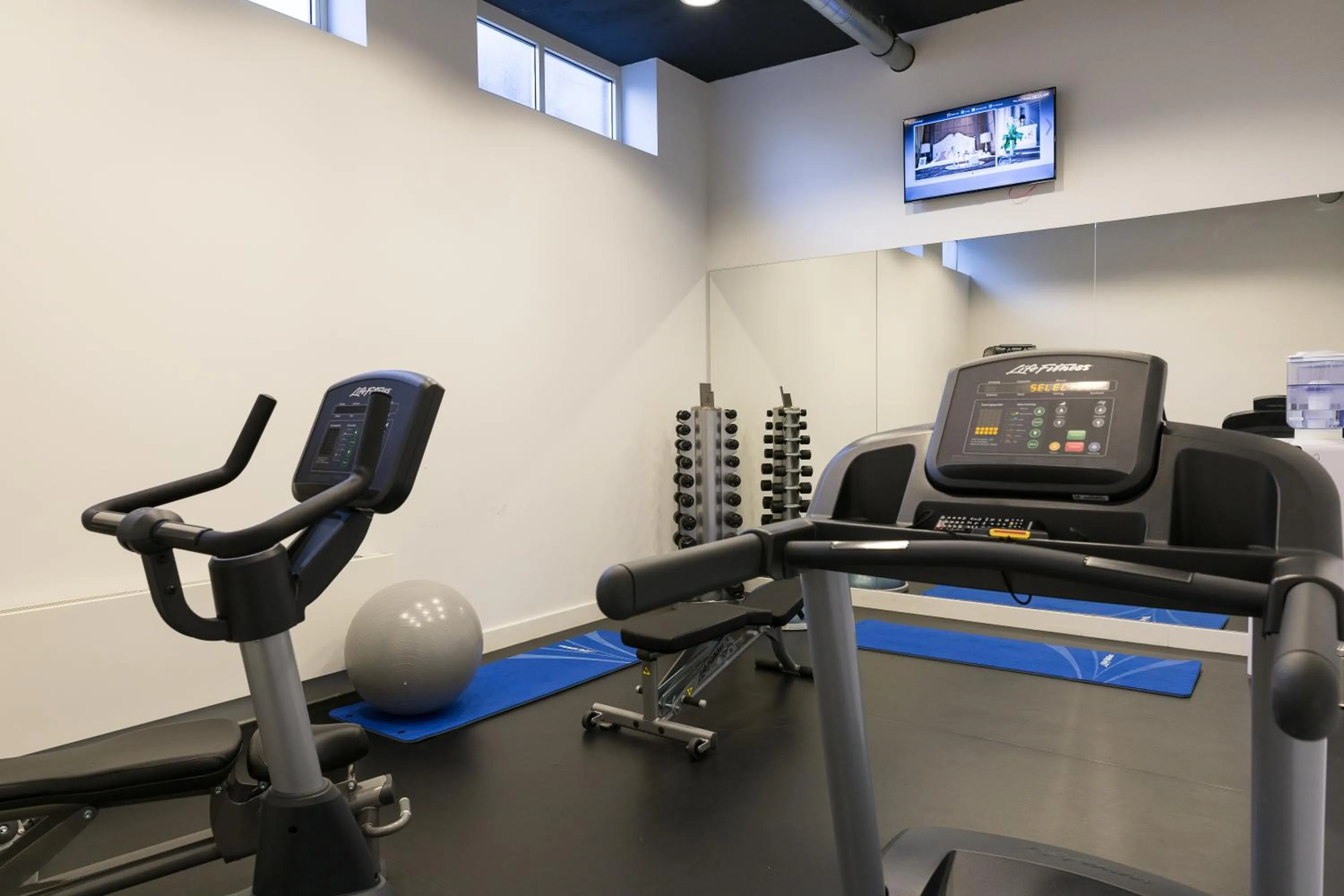Fitness centre/facilities in B-aparthotel Kennedy