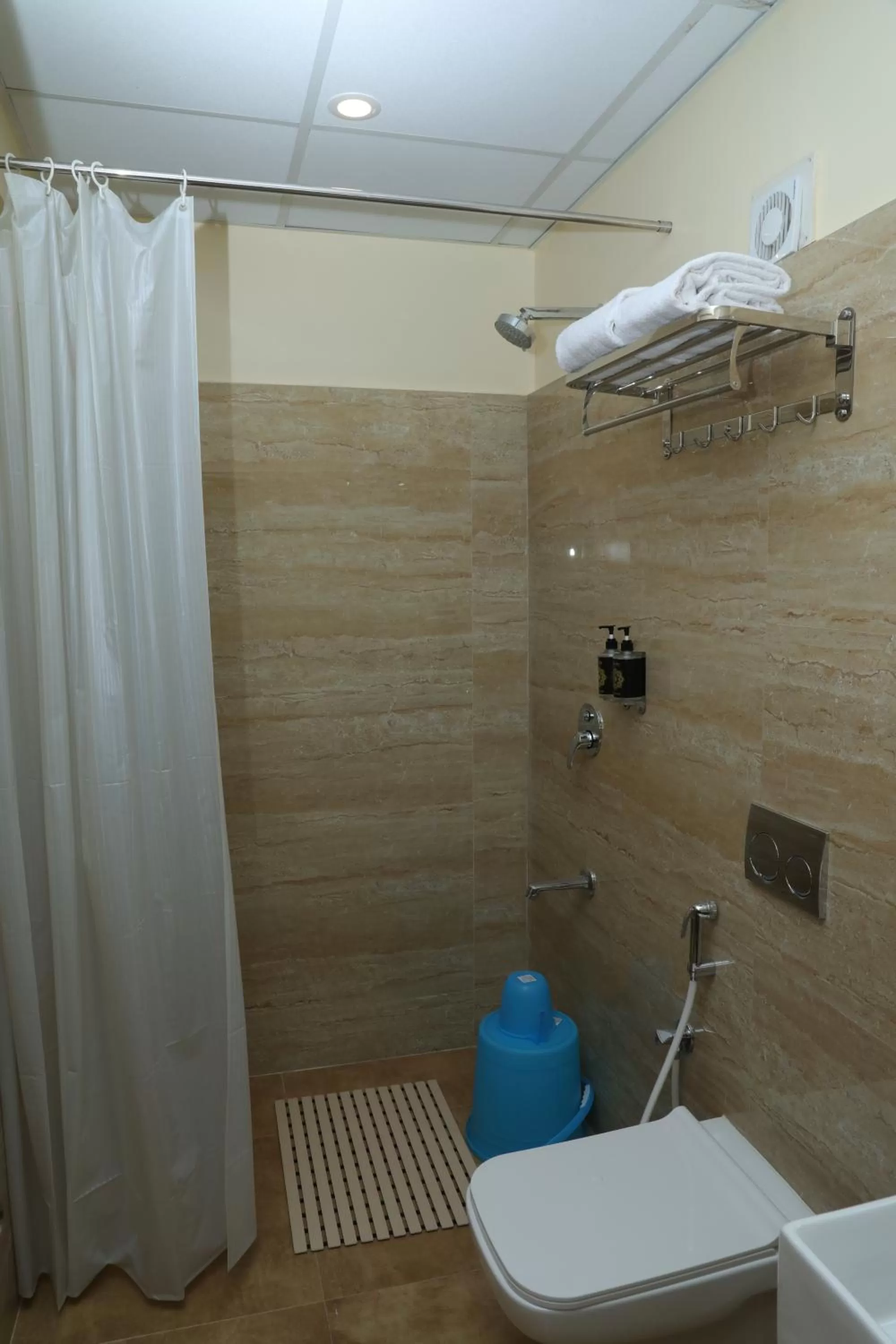 Bathroom in Gadiraju Palace Convention Centre & Hotel