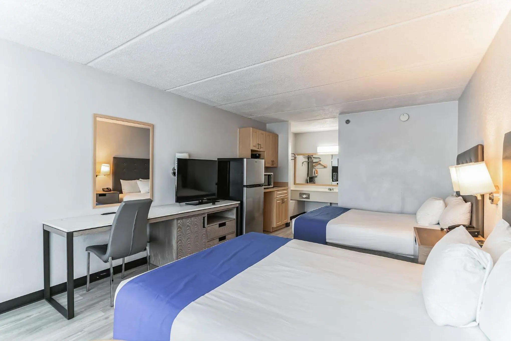 Photo of the whole room in Vivo Living Kissimmee West